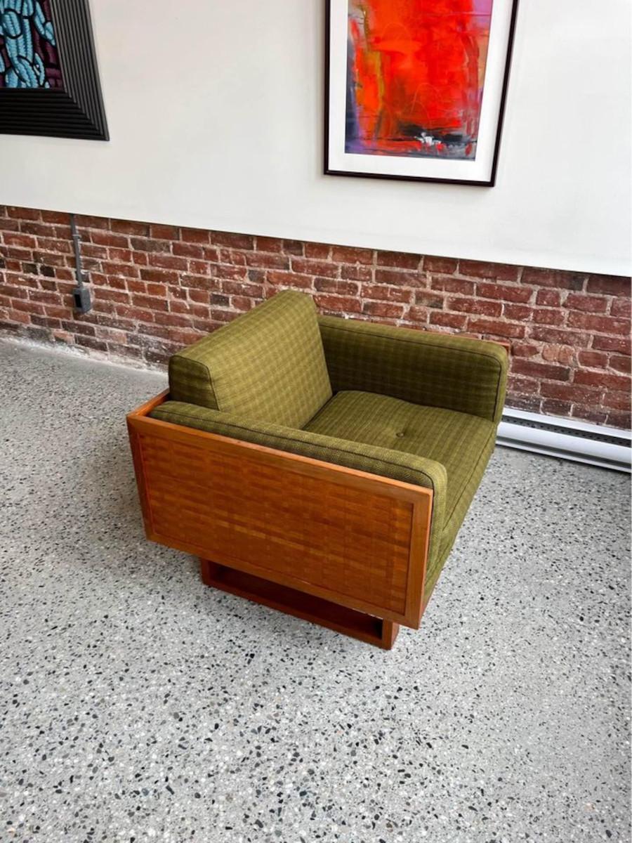 1960s Danish Armchair by Poul Cadovius Guvenør crafted for France + Søn In Excellent Condition For Sale In Victoria, BC