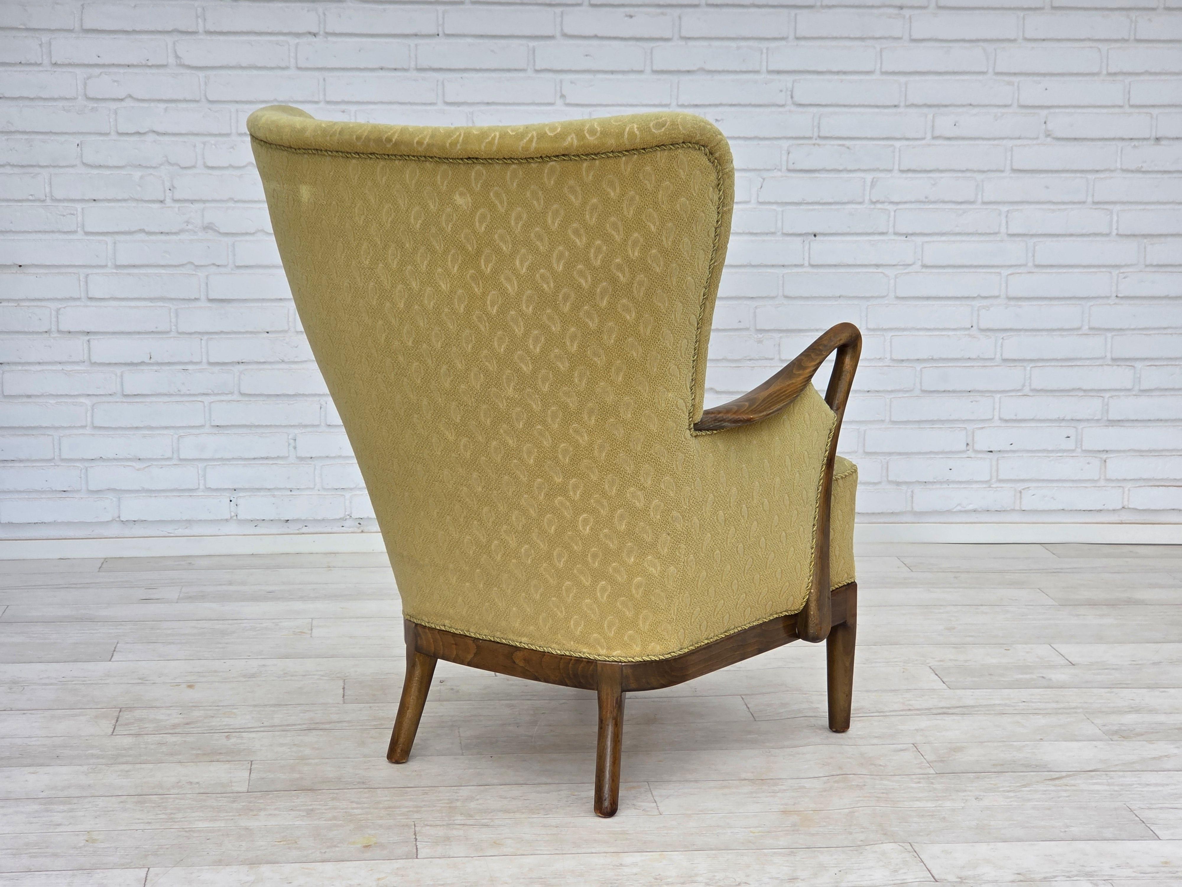 Milieu du XXe siècle 1960s, fauteuil danois par Slagelse Møbelværk, modèle 157, velours. en vente