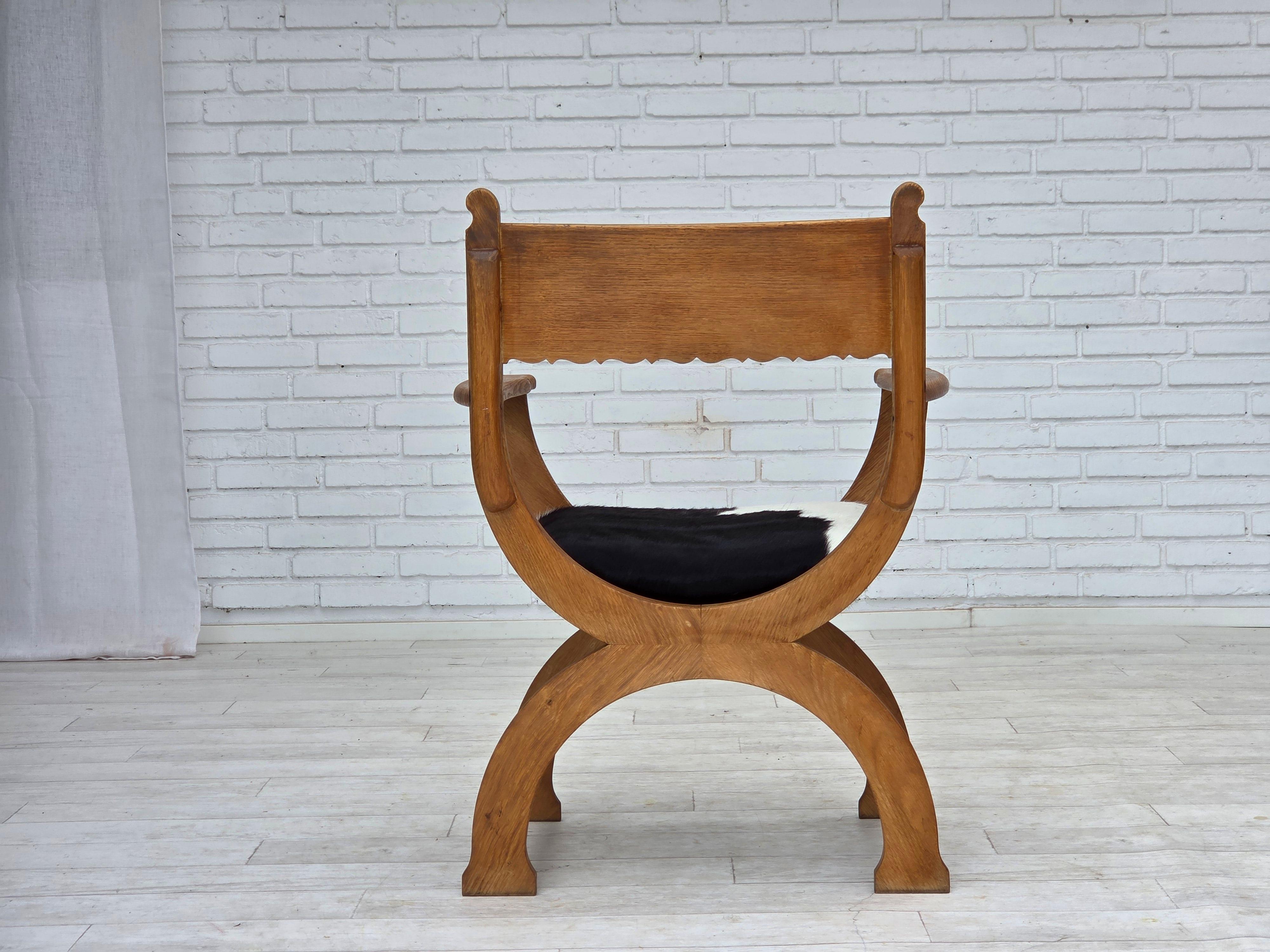 1960er Jahre, Dänischer Sessel, komplett neu gepolstert, Möbel aus Rindsleder, Eichenholz. im Angebot 7