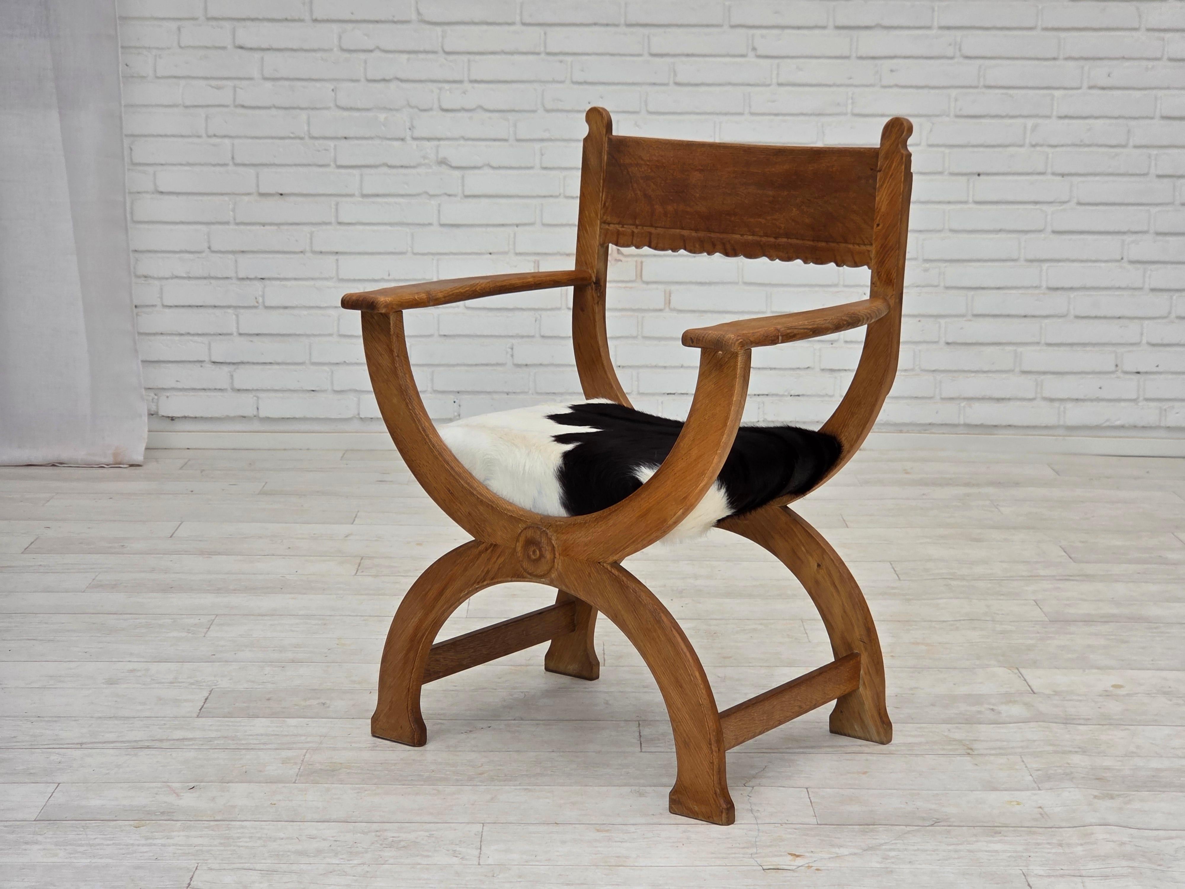 1960er Jahre, Dänischer Sessel, komplett neu gepolstert, Möbel aus Rindsleder, Eichenholz. im Angebot 9