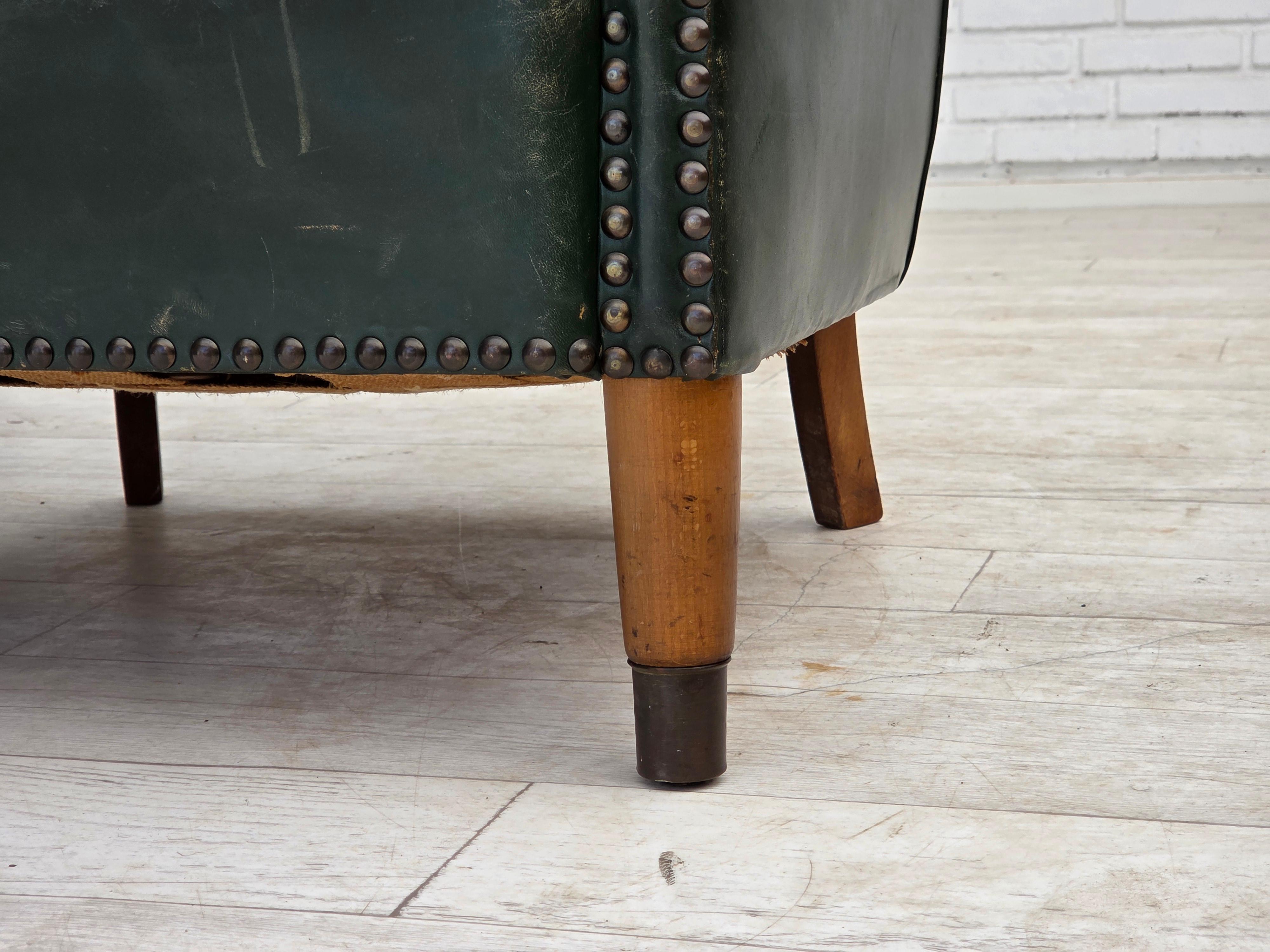 1960s, fauteuil danois, meuble en cuir patiné, meuble en velours. en vente 5
