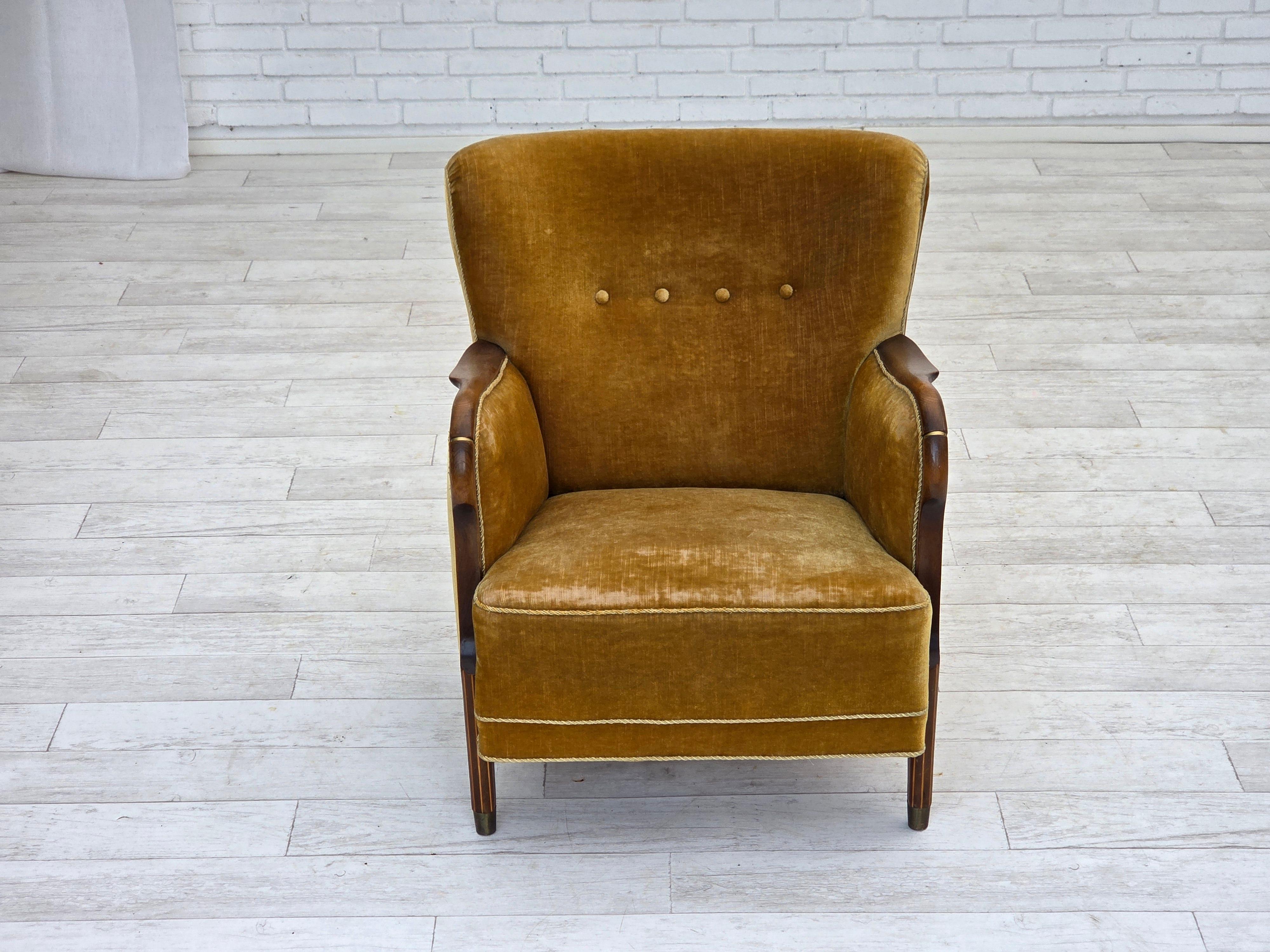 1960s, Danish armchair, furniture velour, beech wood, original. For Sale 3