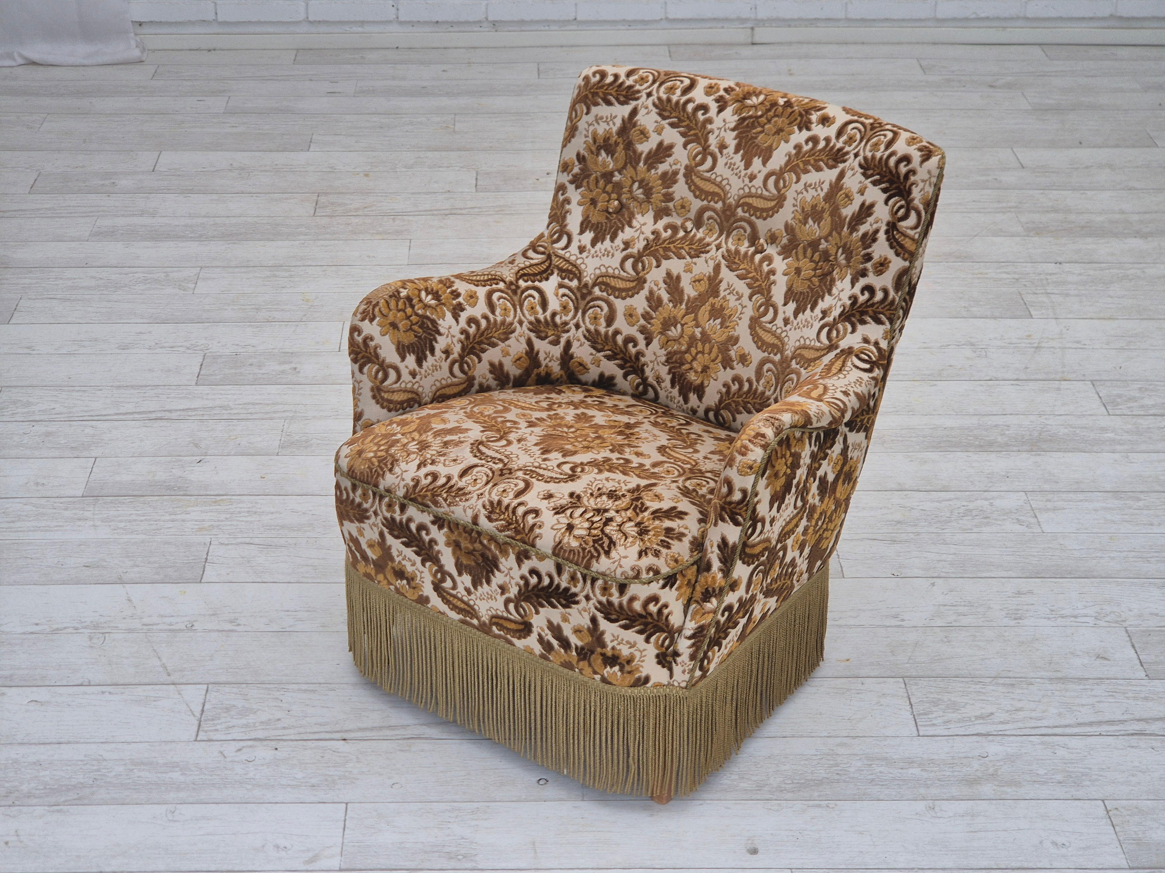 1960er Jahre, dänischer Sessel, Möbel Veloursstoff, Eschenholz. im Angebot 2