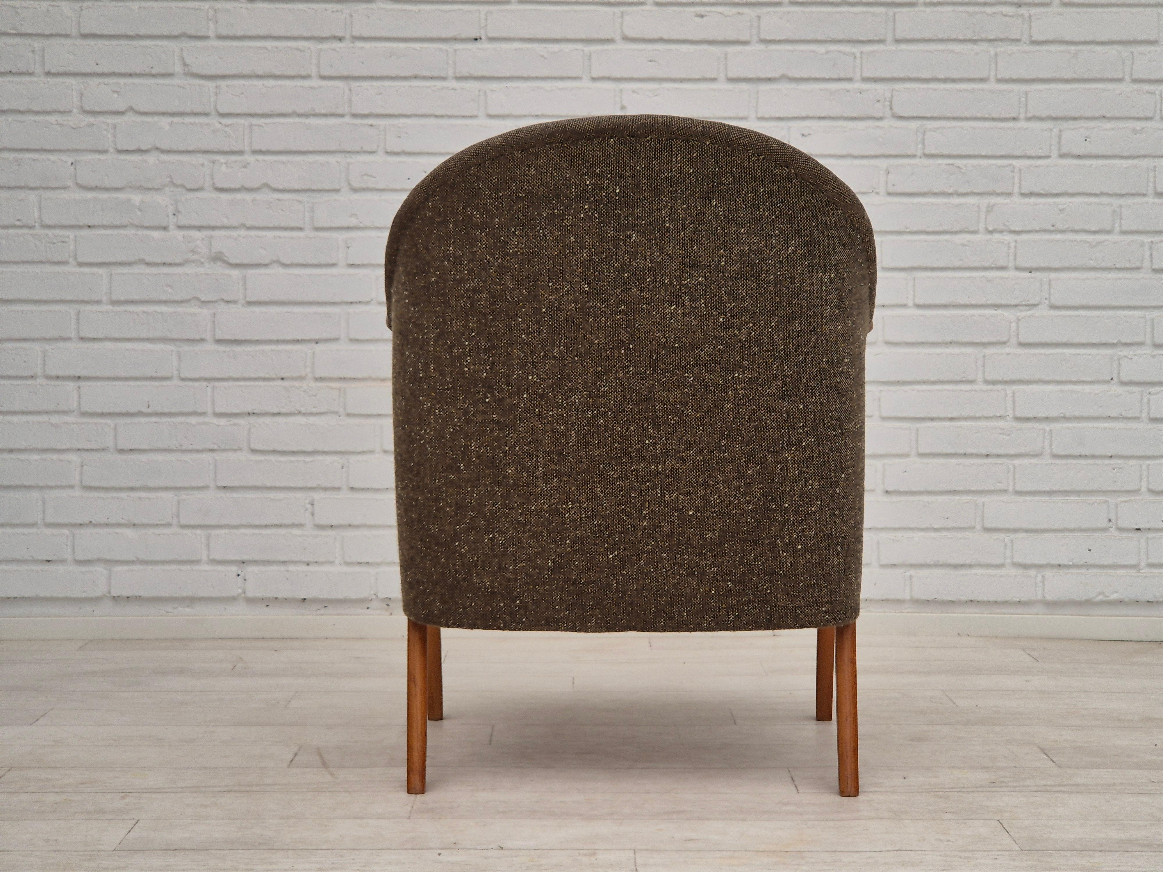 Laine Fauteuil danois des années 1960, tissu laine/cotton, bois de teck. en vente