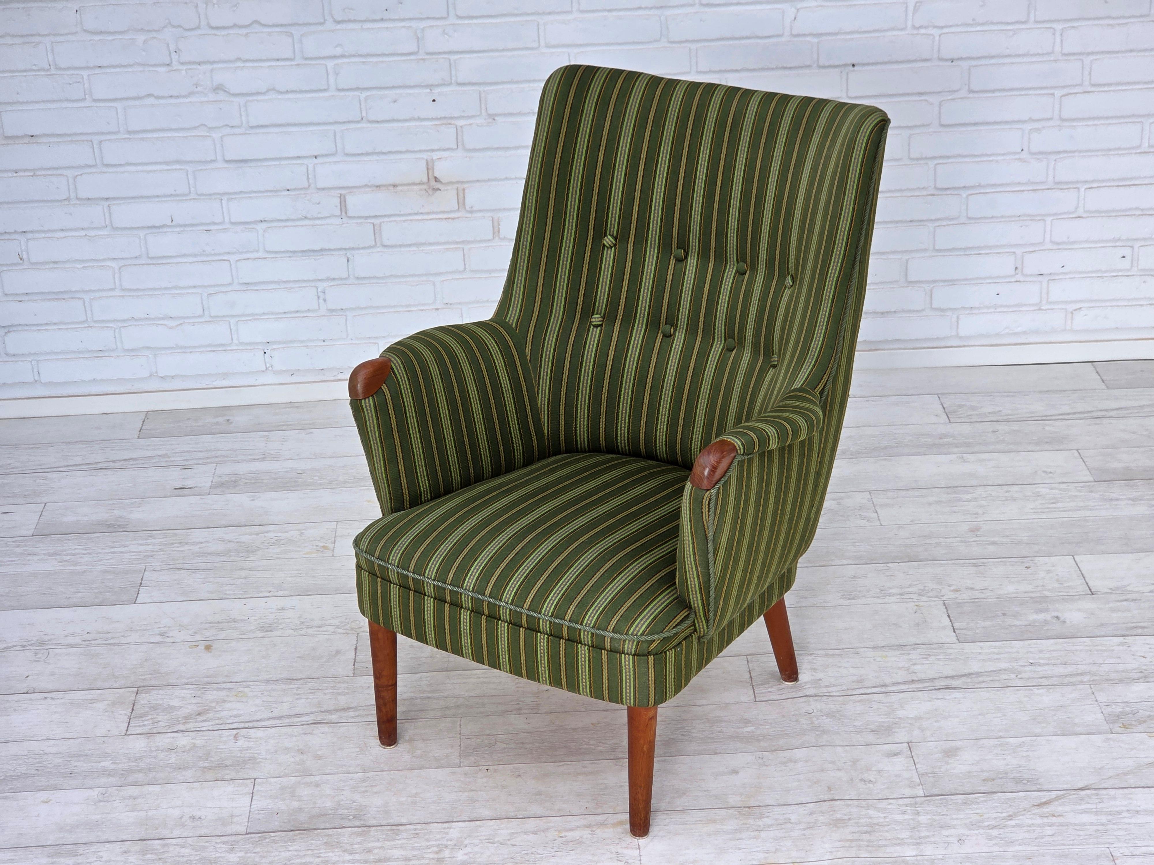 Anni '60, poltrona danese, lana per mobili verde, legno di teak. in vendita 8