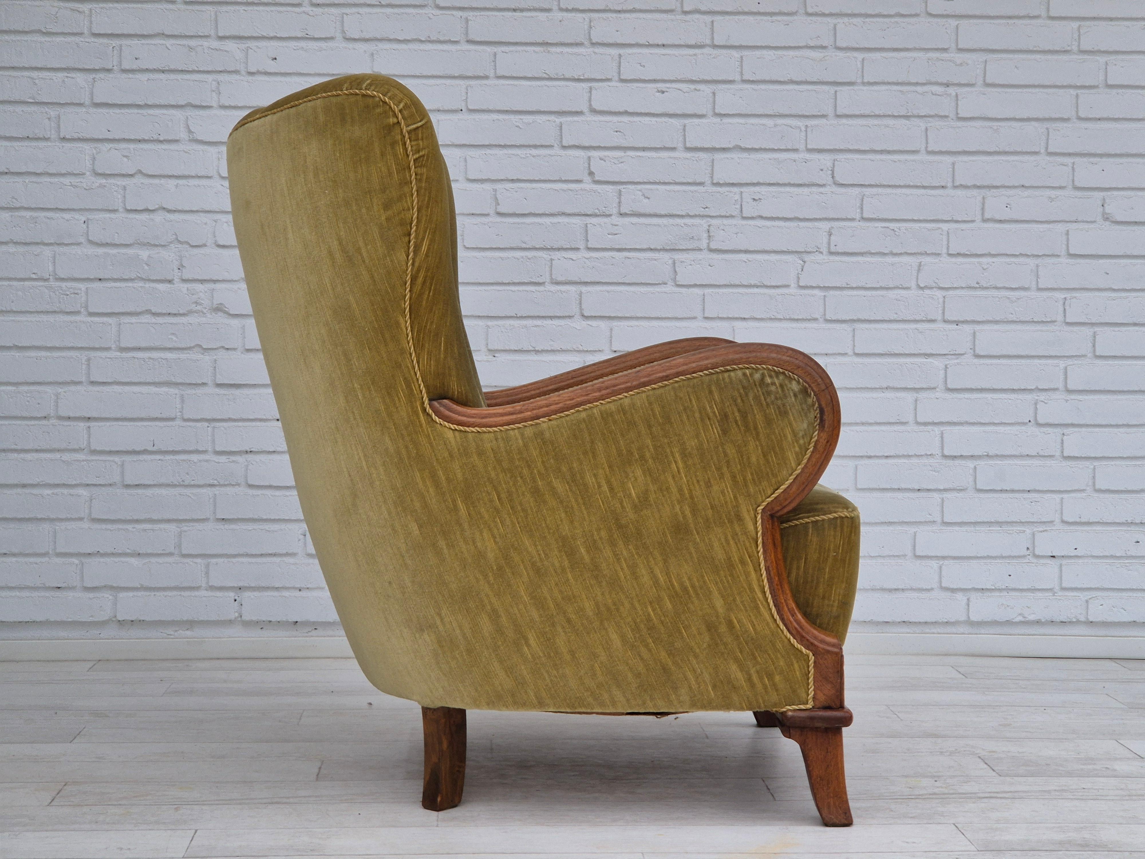 Mid-20th Century 1960s, Danish armchair in original very good condition, furniture velour, oak. For Sale