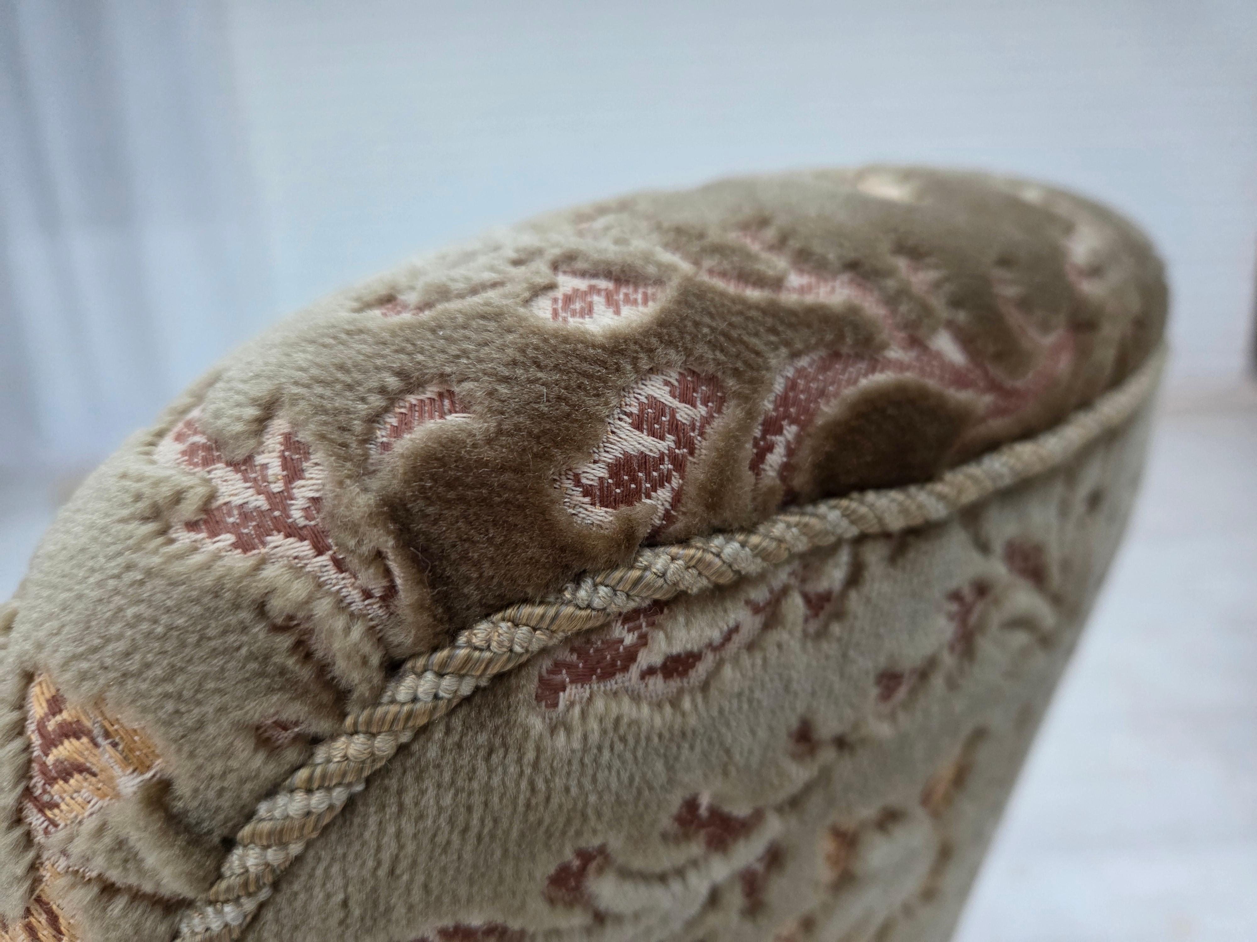 Años 60, sillón danés, muebles de terciopelo verde claro, patas de madera de teca. en venta 7