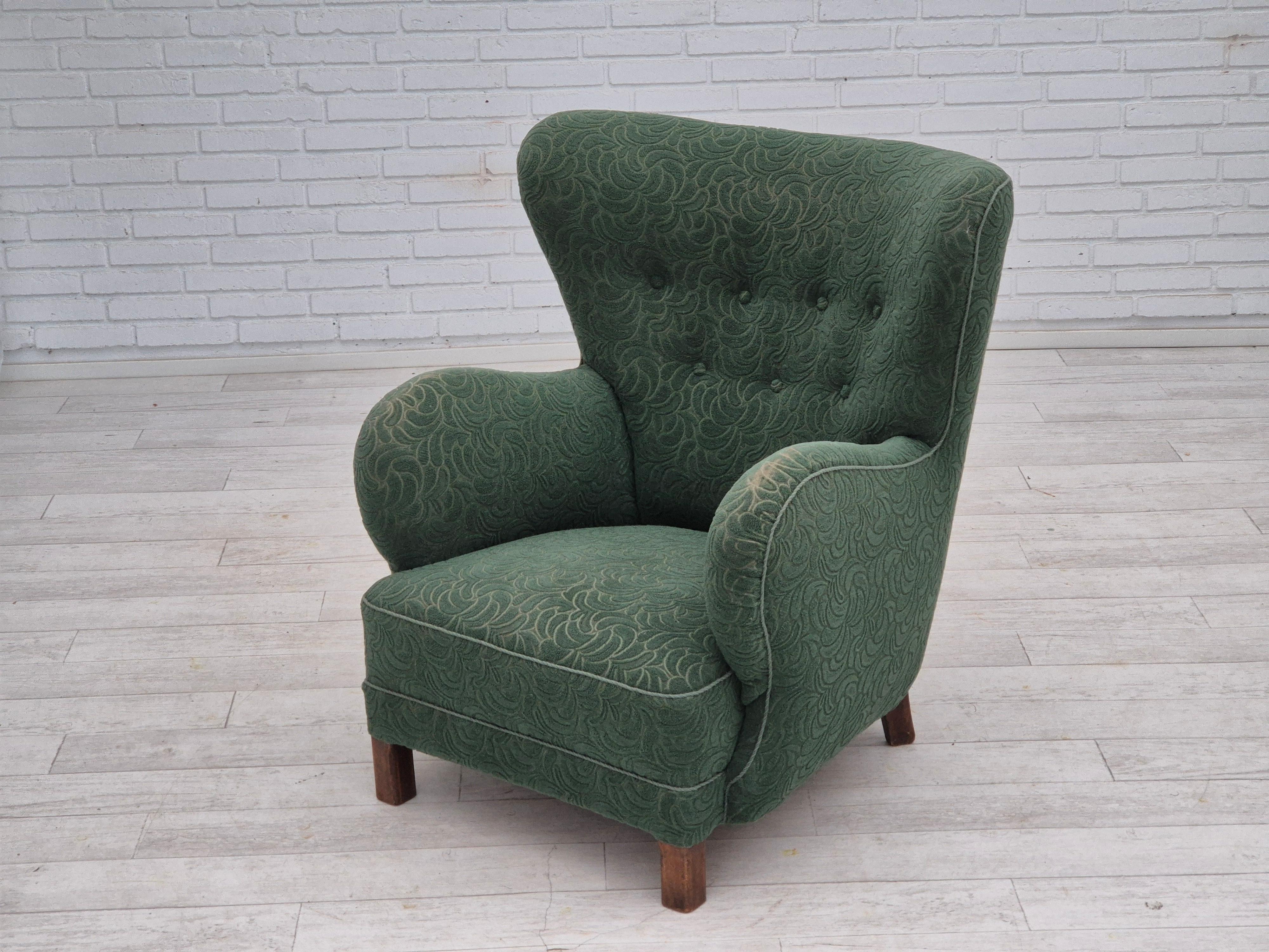 Años 60, sillón danés, estado original, muebles de tela, patas de madera de haya. en venta 4