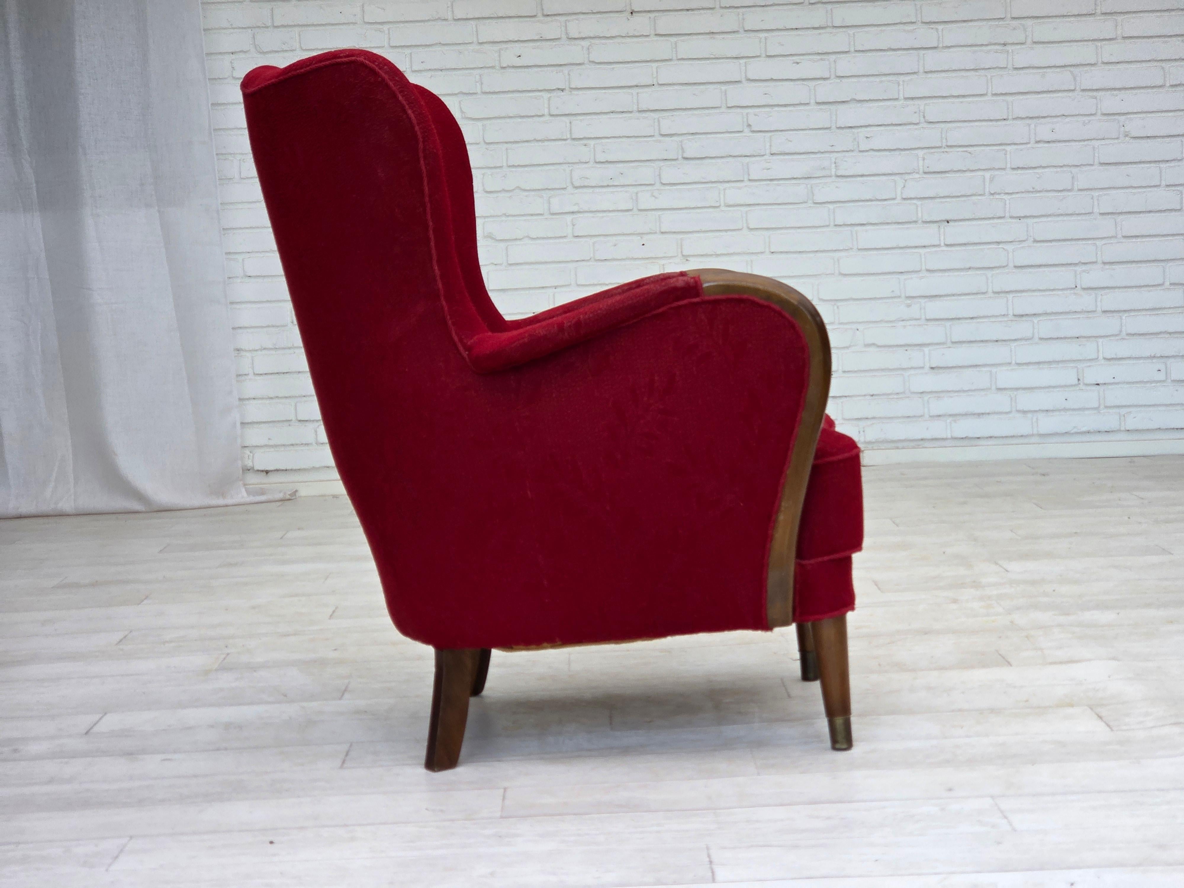 Años 60, sillón danés, estado original, tejido de lana, patas de madera de haya. en venta 4