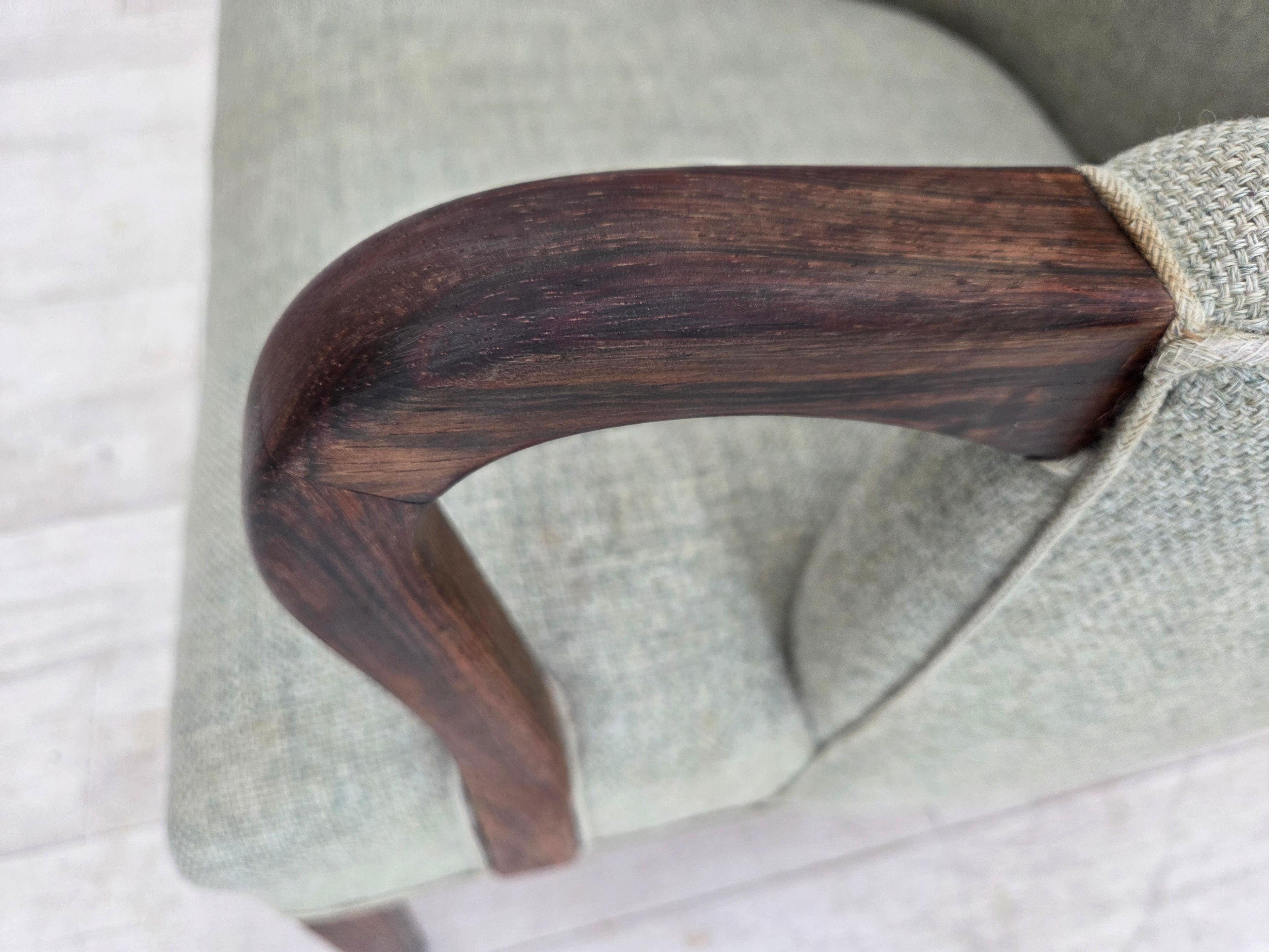 Fauteuil danois des années 1960, laine d'ameublement gris clair d'origine, bois de teck massif. en vente 6