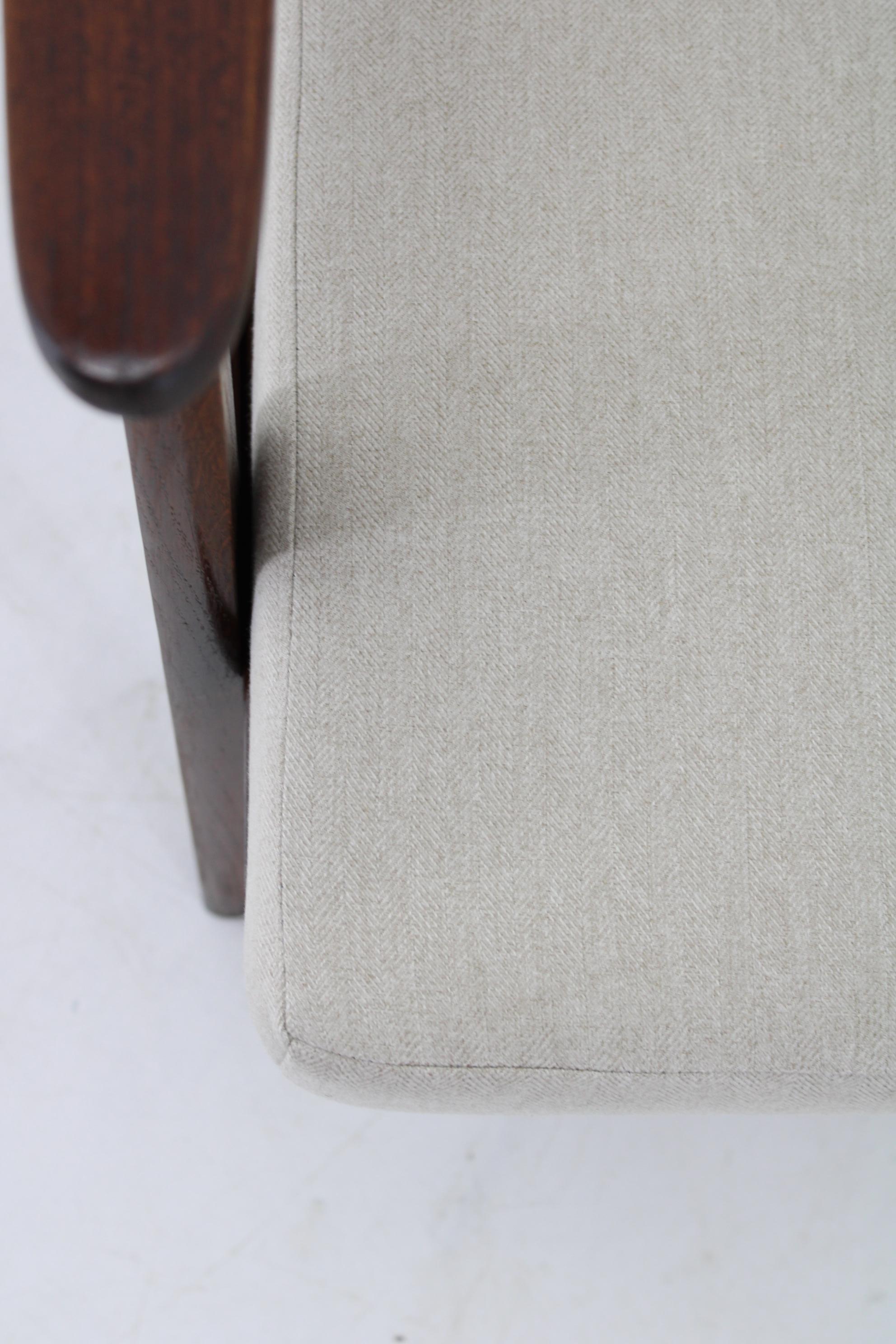 Sillón danés de los años 60, restaurado en venta 4