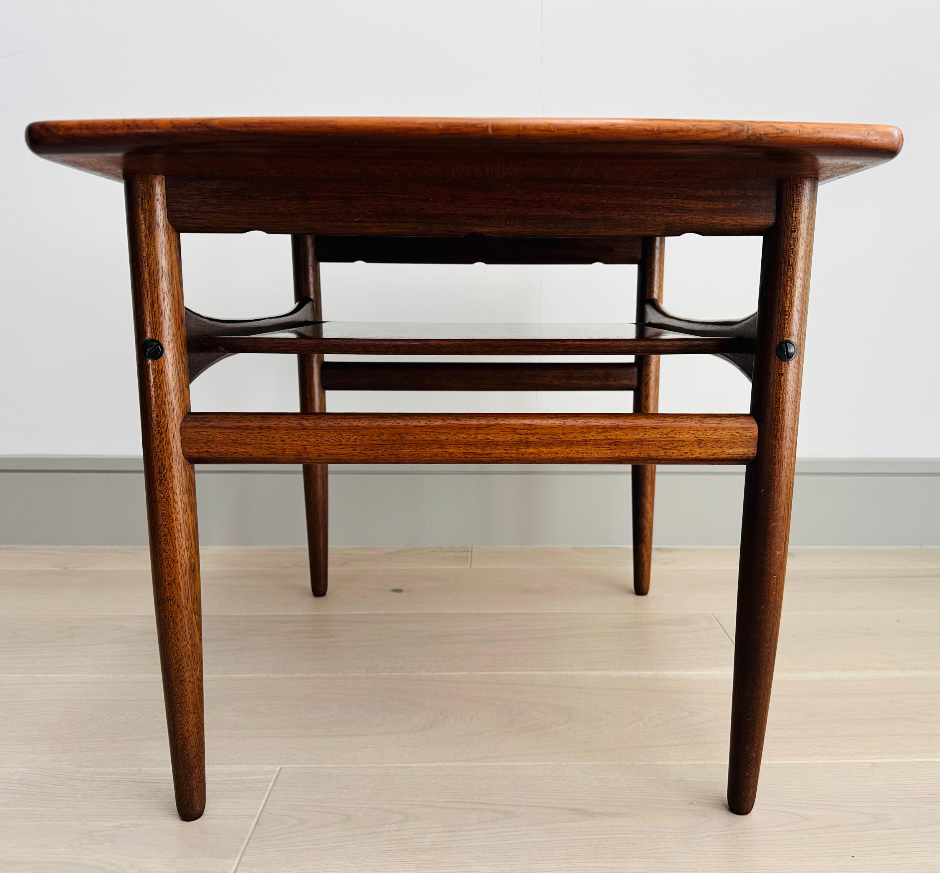 1960s Danish Arrebo Møbler Rosewood Side or Coffee Table by Robert Christensen For Sale 6