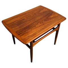Table d'appoint ou table basse en palissandre danoise Arrebo Møbler des années 1960 par Robert Theensen