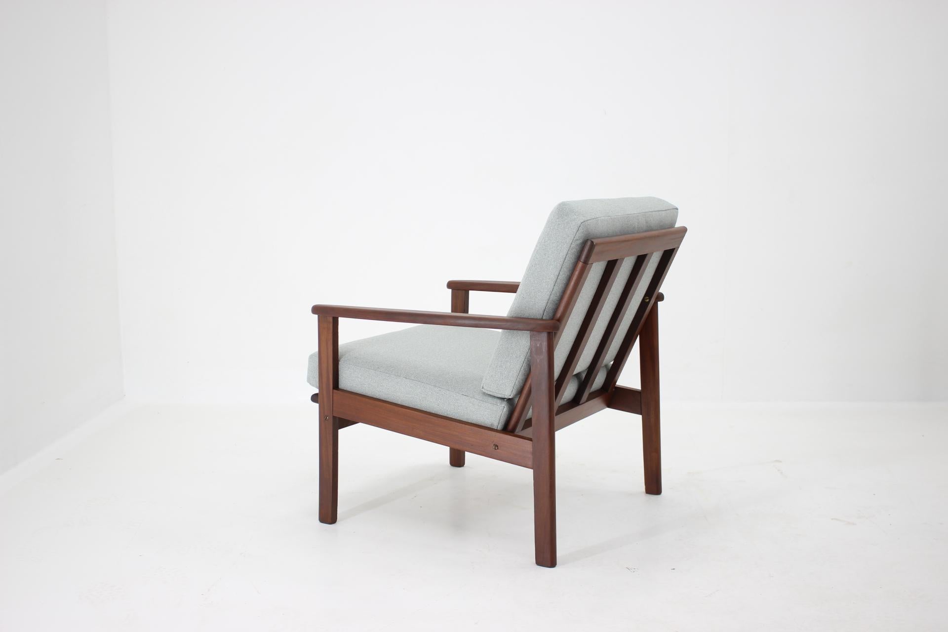 1960s Danish Beech Armchair For Sale 2