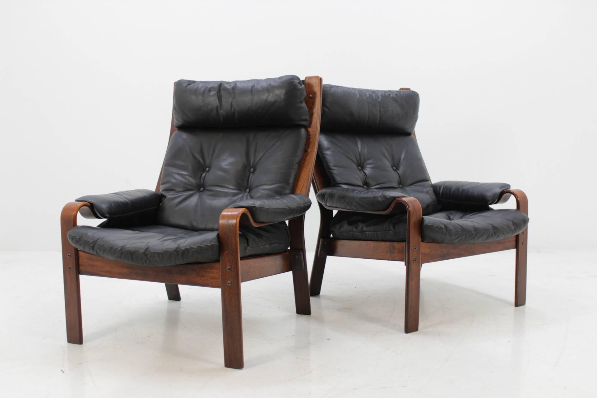 Mid-Century Modern 1960s Danish Bentwood Leather Lounge Chair