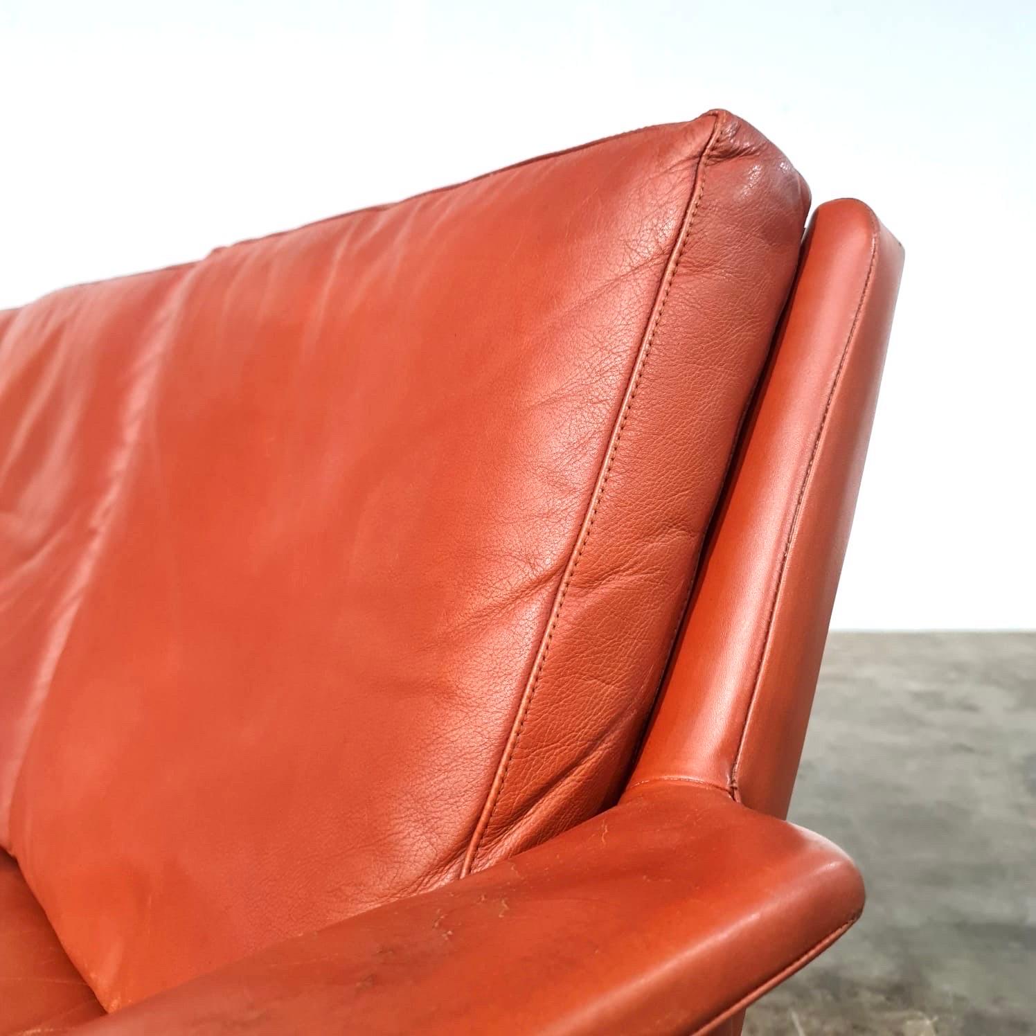 1960's Danish Borge Mogensen Leather Sofa For Sale 4