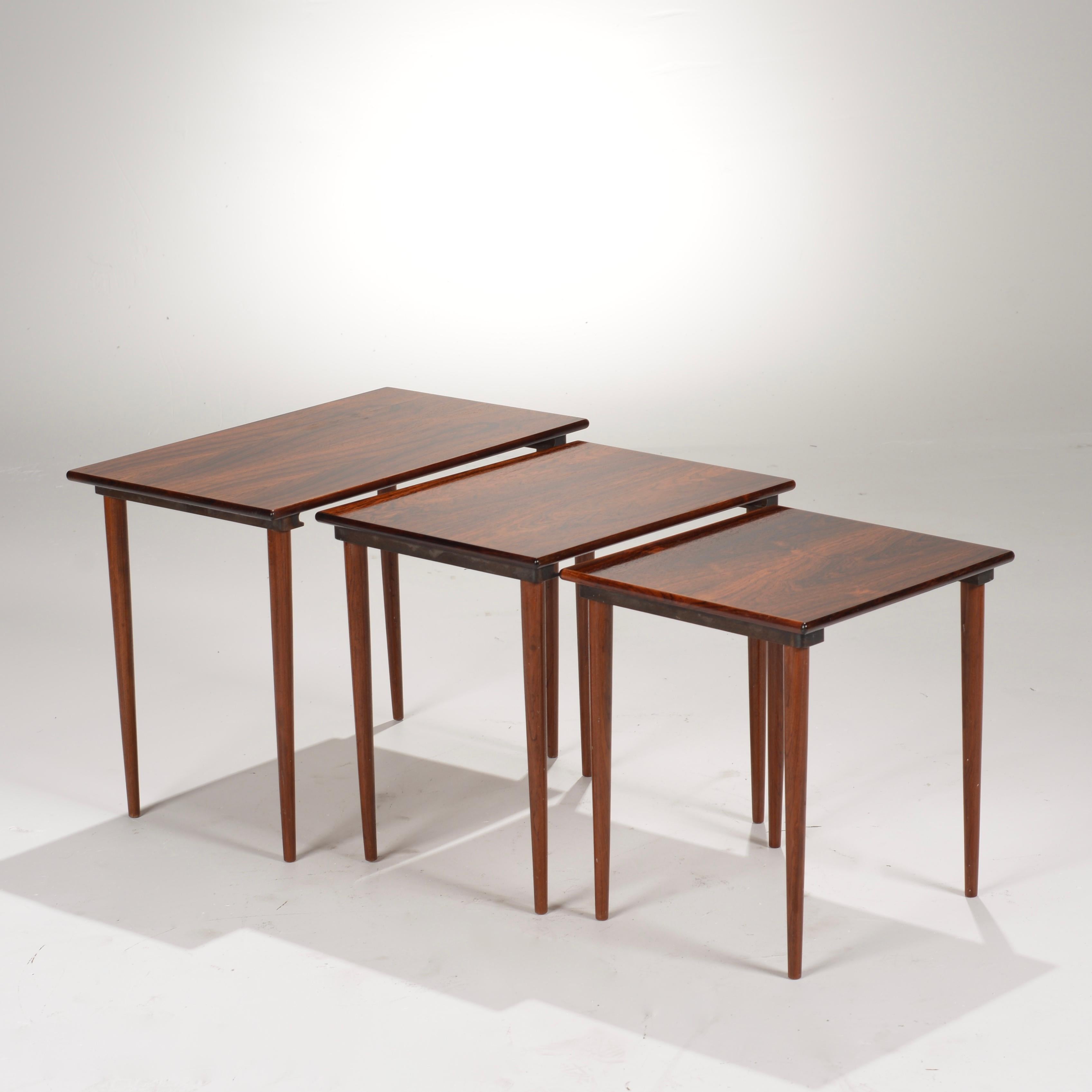 1960s Danish Brazilian Rosewood Nesting Tables In Good Condition In Los Angeles, CA