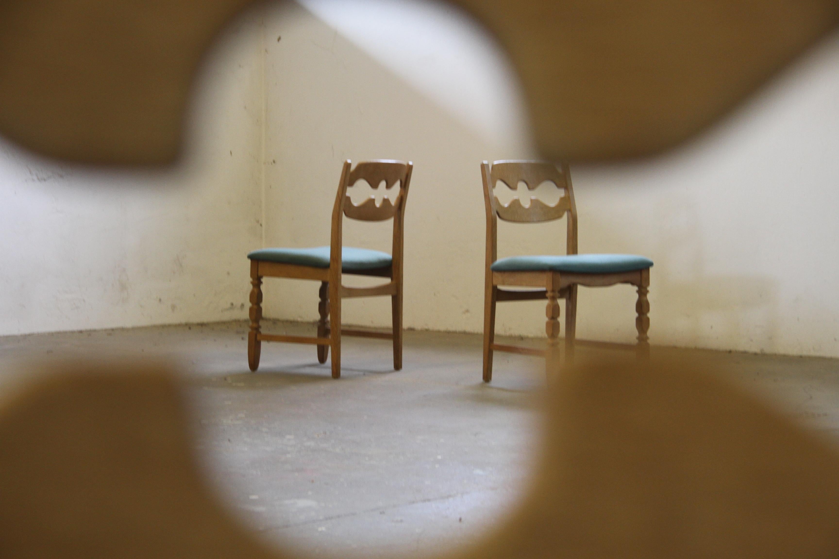 1960s Danish Brutalist Oak Razorblade Dining Chairs attr, to Henning Kjærnulf in vendita 8