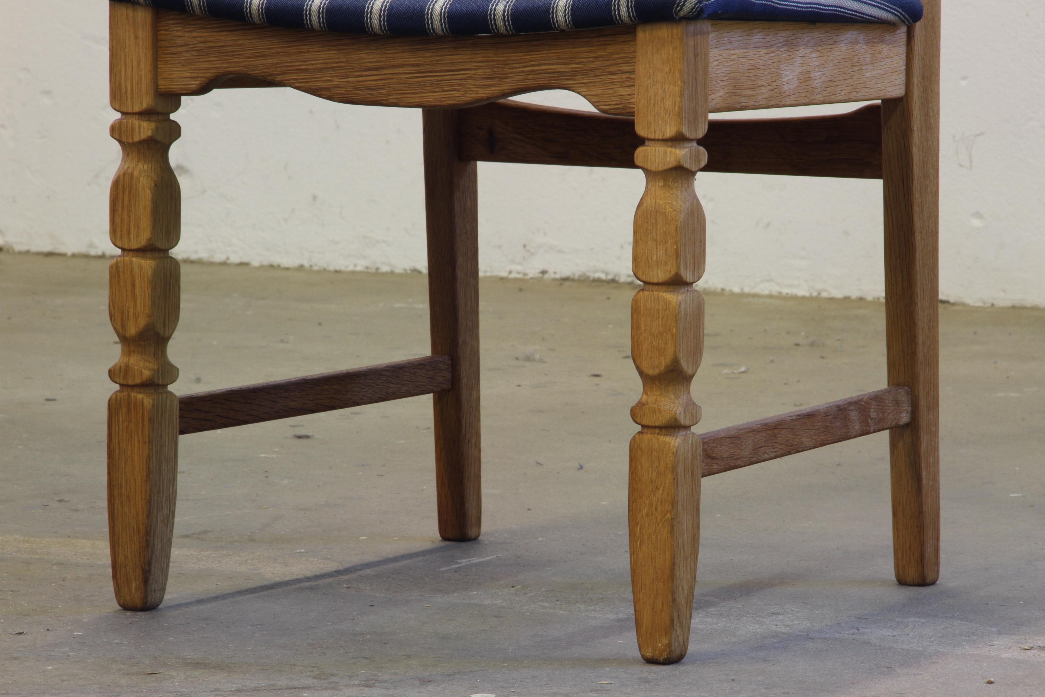 1960s Danish Brutalist Oak Razorblade Dining Chairs by Henning Kjærnulf For Sale 6