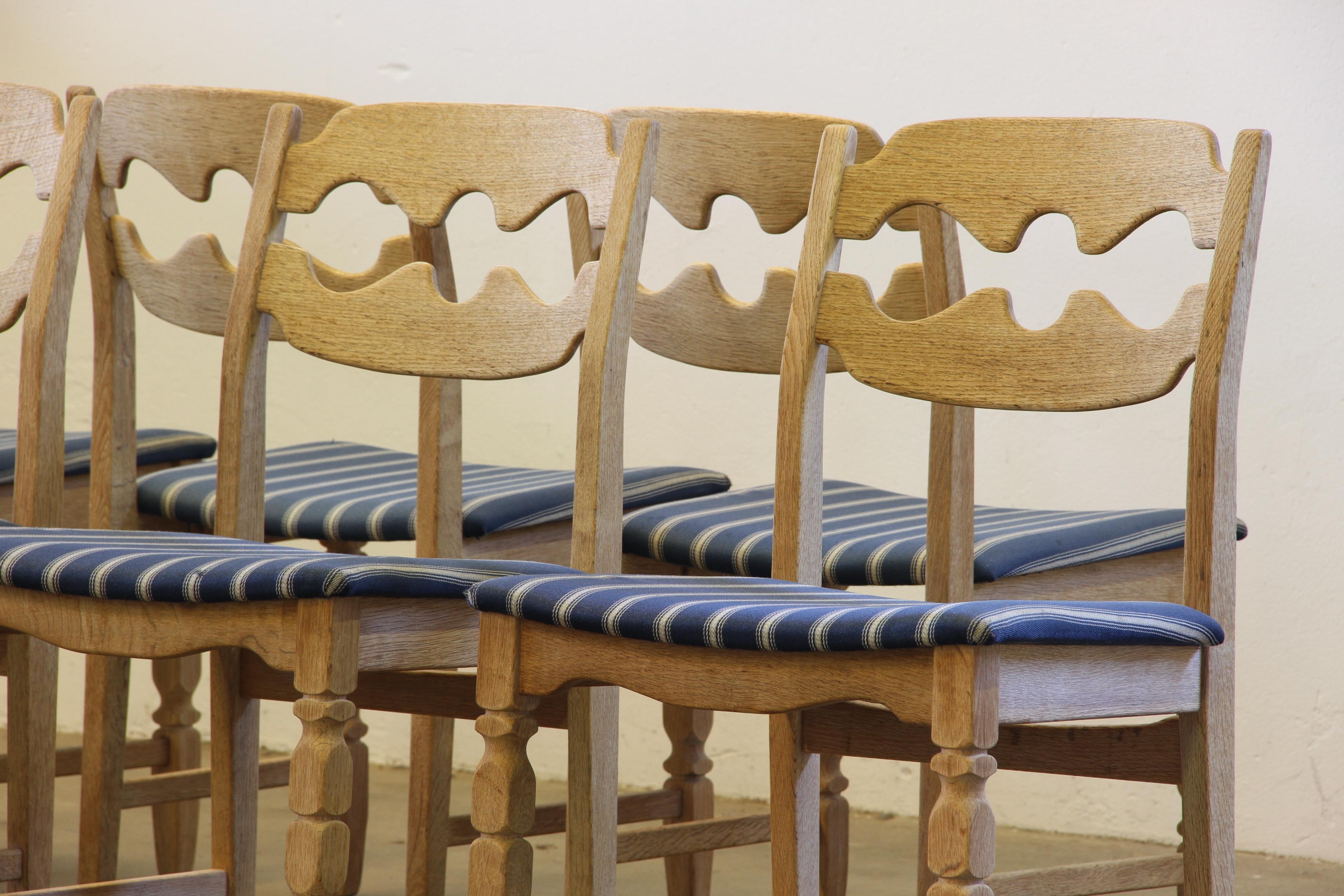 1960s Danish Brutalist Oak Razorblade Dining Chairs by Henning Kjærnulf In Good Condition For Sale In Store Heddinge, DK