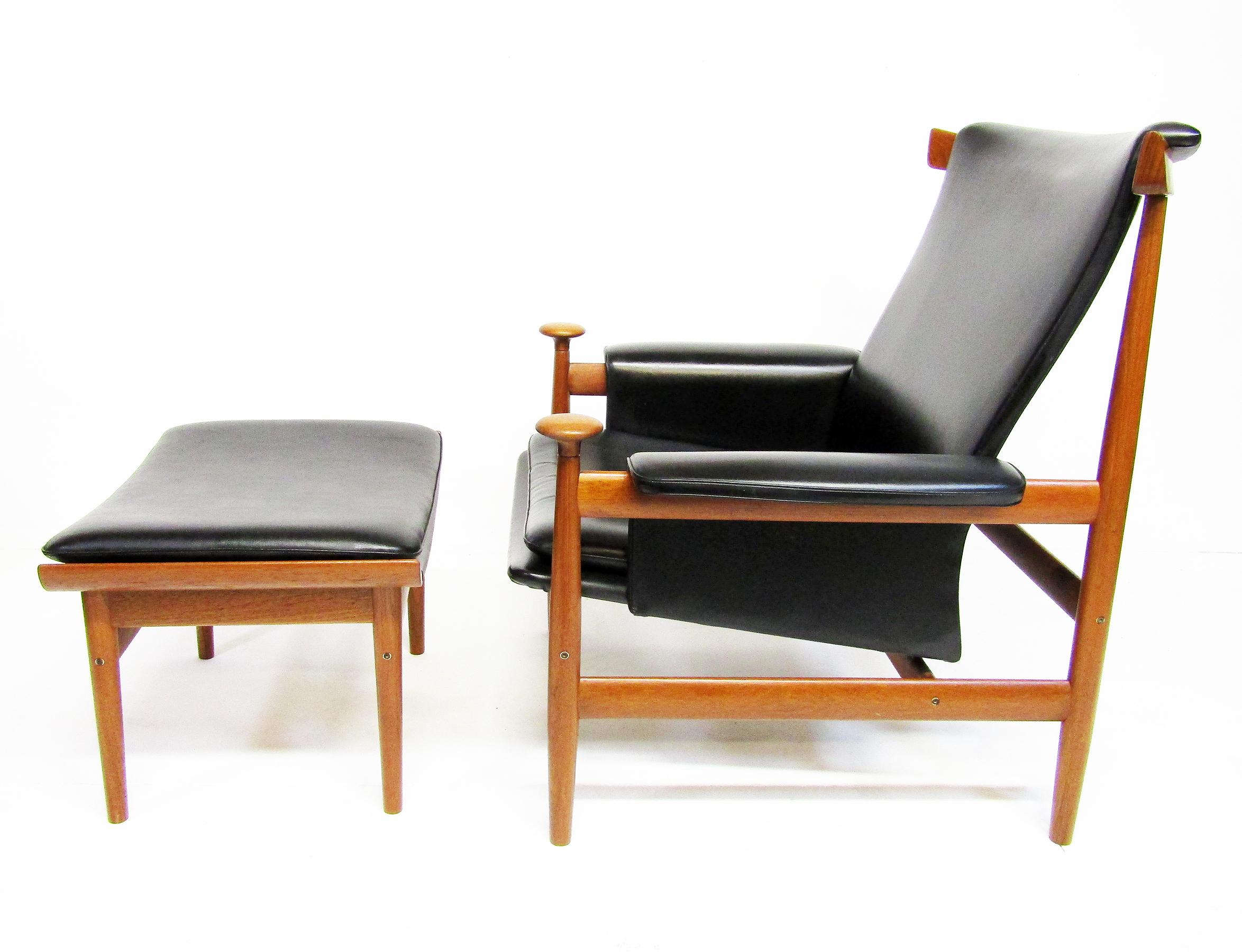 Chaise et pouf Bwana danoises des années 1960 par Finn Juhl en teck et Skai en vente 9