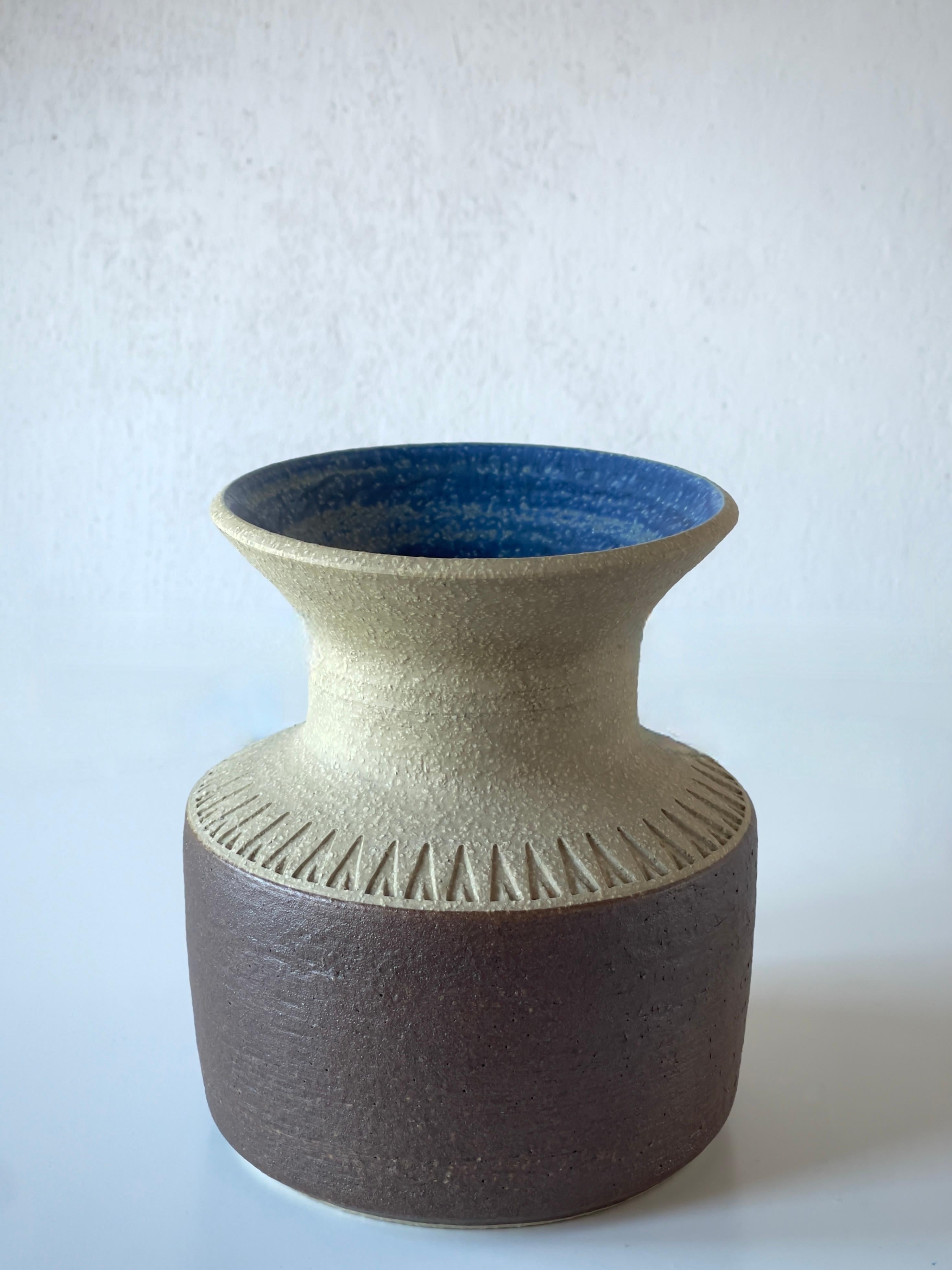 Scandinave moderne Vase en grès du céramiste danois Einar Johansen des années 1960 pour Søholm, Danemark en vente