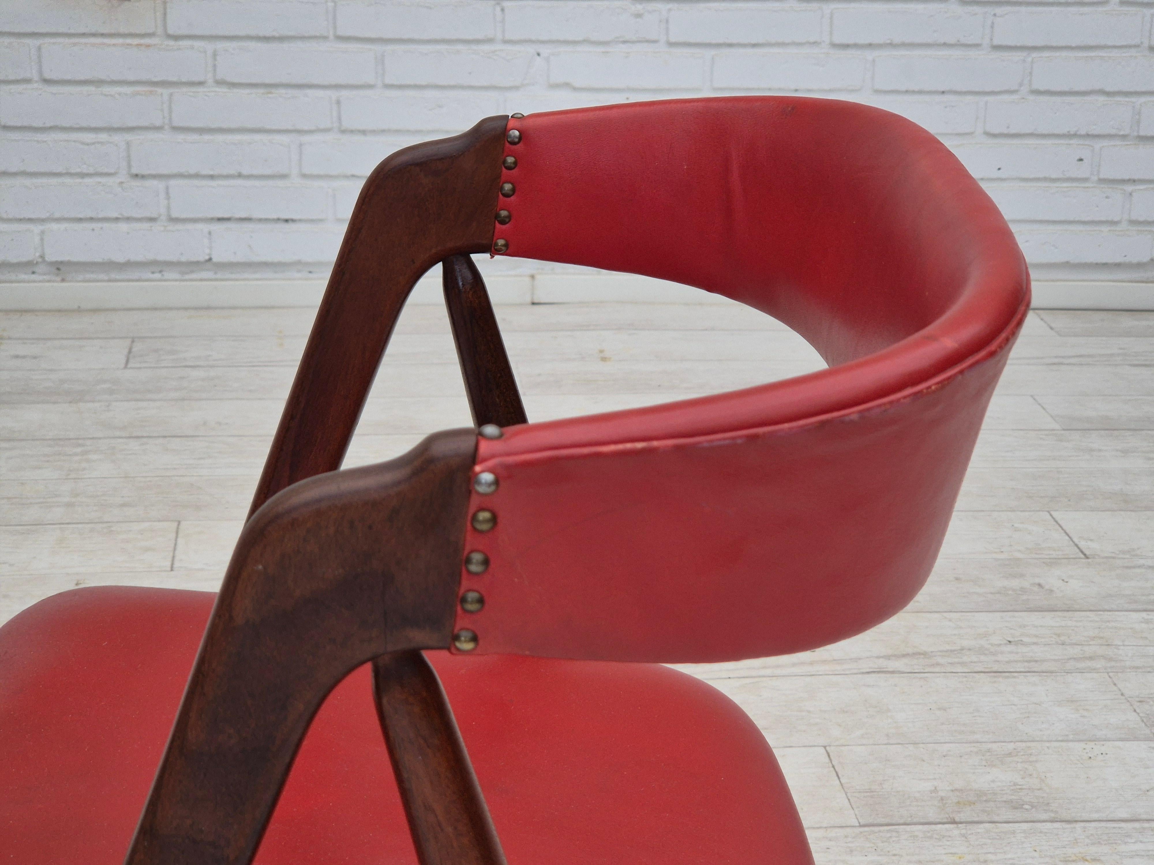 Anni '60, sedia danese di Wood Wood, condizioni originali, legno massiccio di teak, pelle. in vendita 8