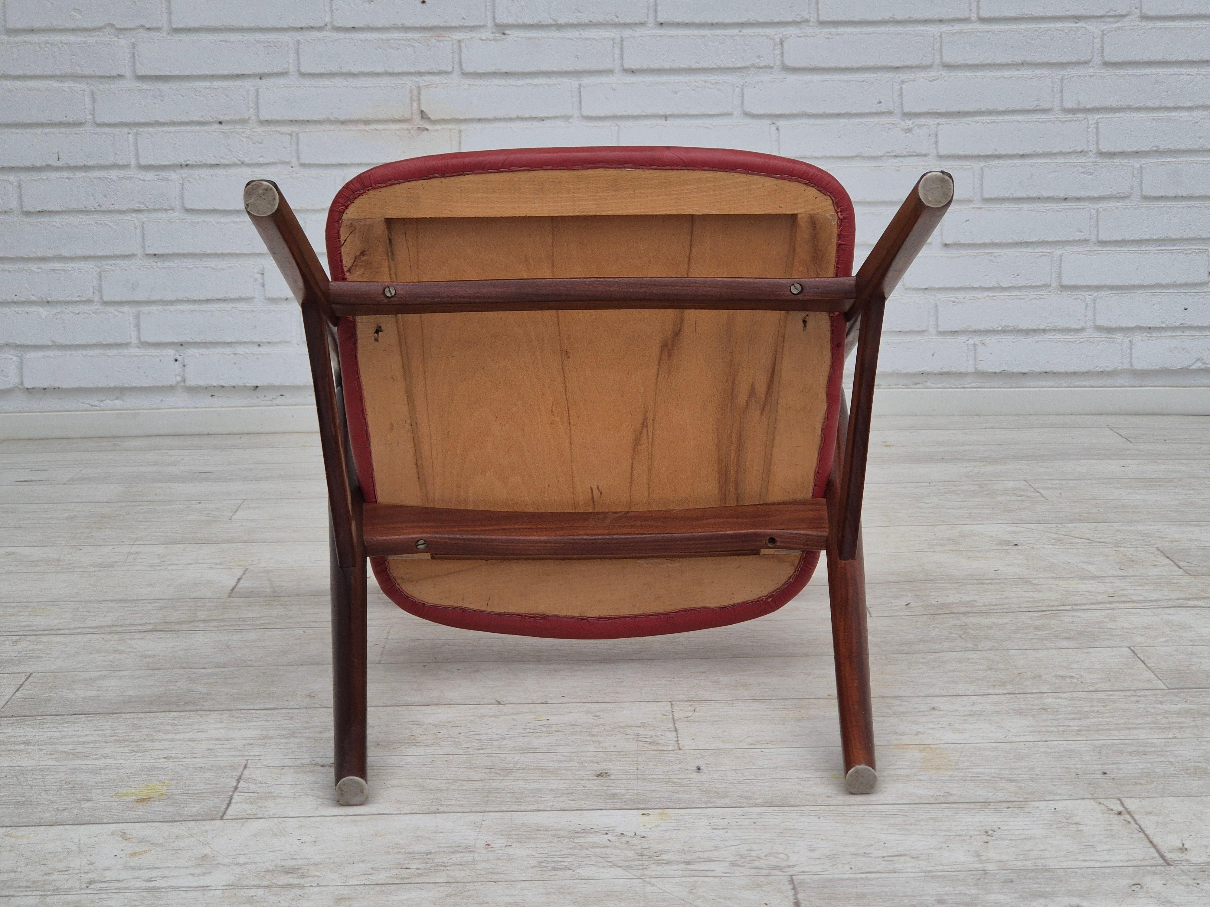Anni '60, sedia danese di Wood Wood, condizioni originali, legno massiccio di teak, pelle. in vendita 11