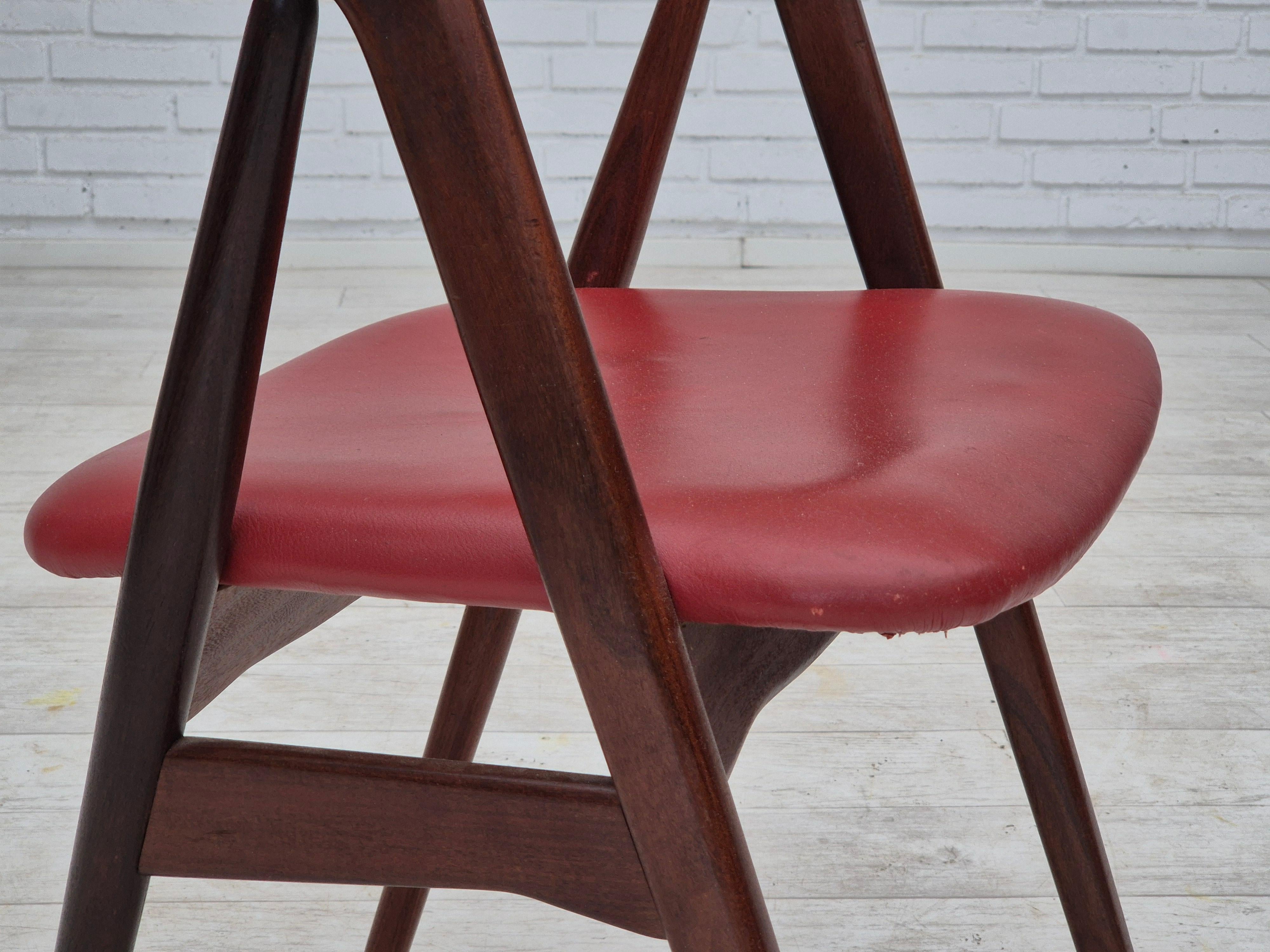 Anni '60, sedia danese di Wood Wood, condizioni originali, legno massiccio di teak, pelle. In condizioni buone in vendita a Tarm, 82
