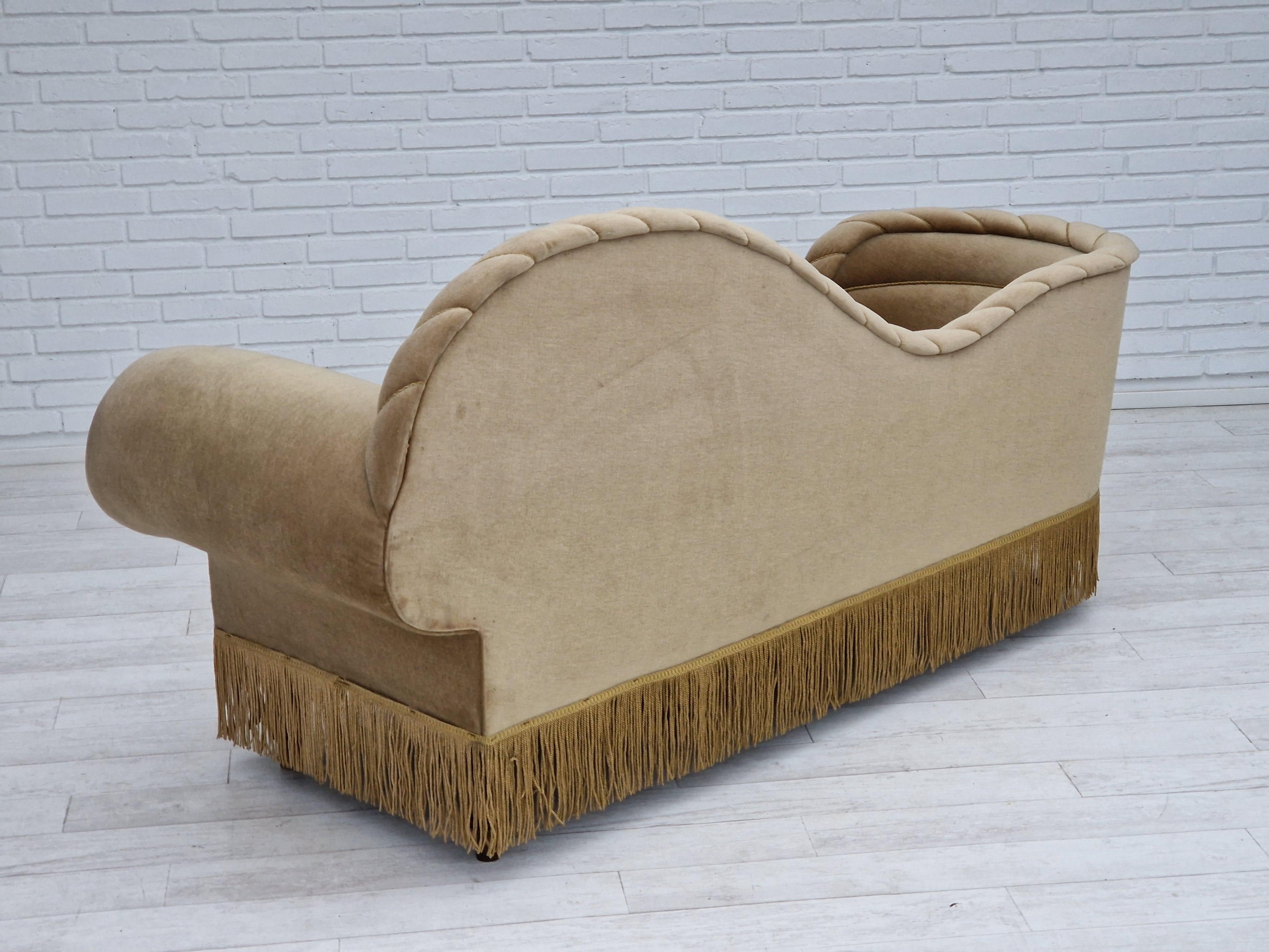 1960s, Danish Chaiselongue / Daybed, Original Very Good Condition 6