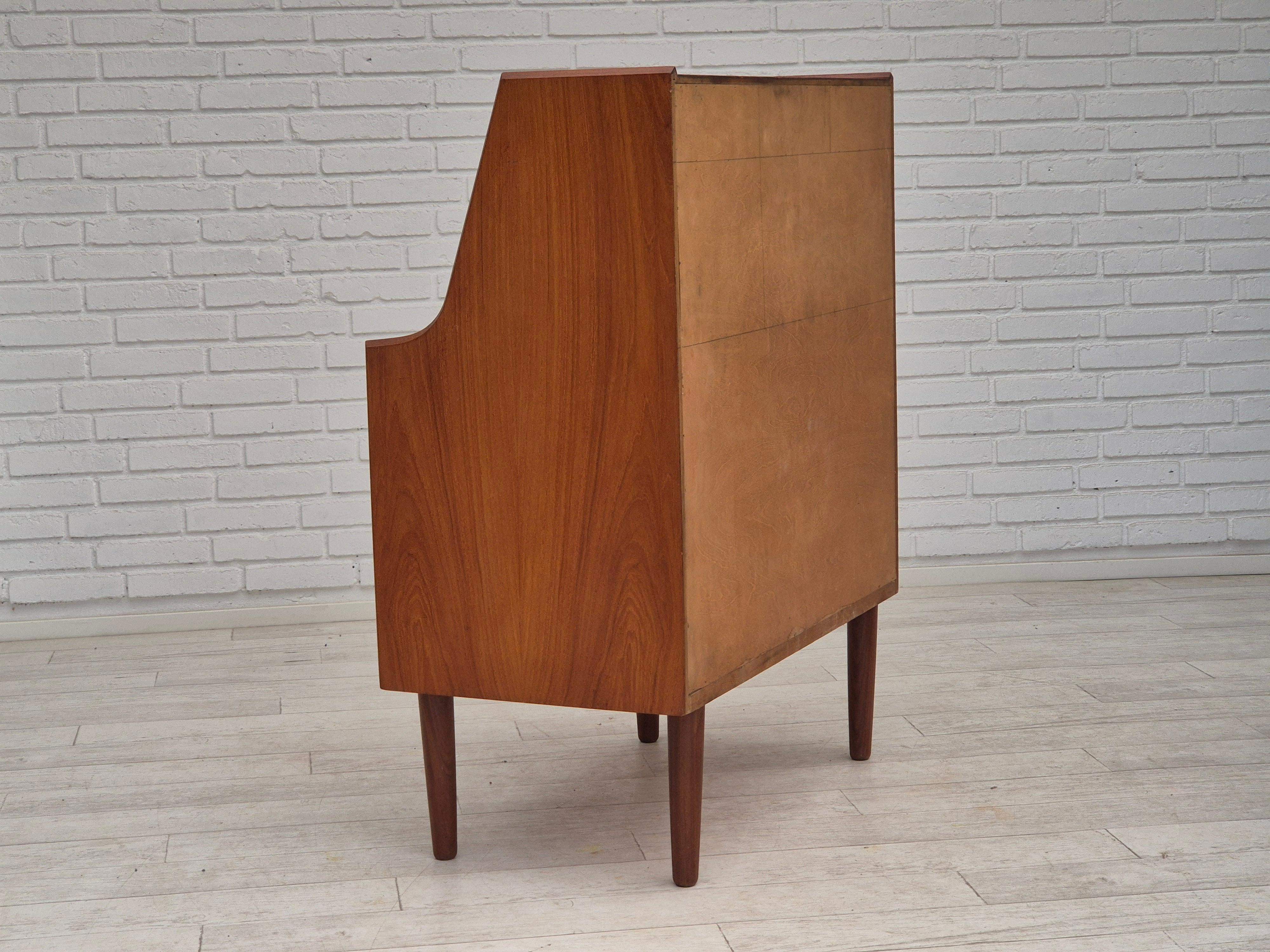 1960s, Danish chest of drawers, original condition, foldable mirror, solid teak. For Sale 1