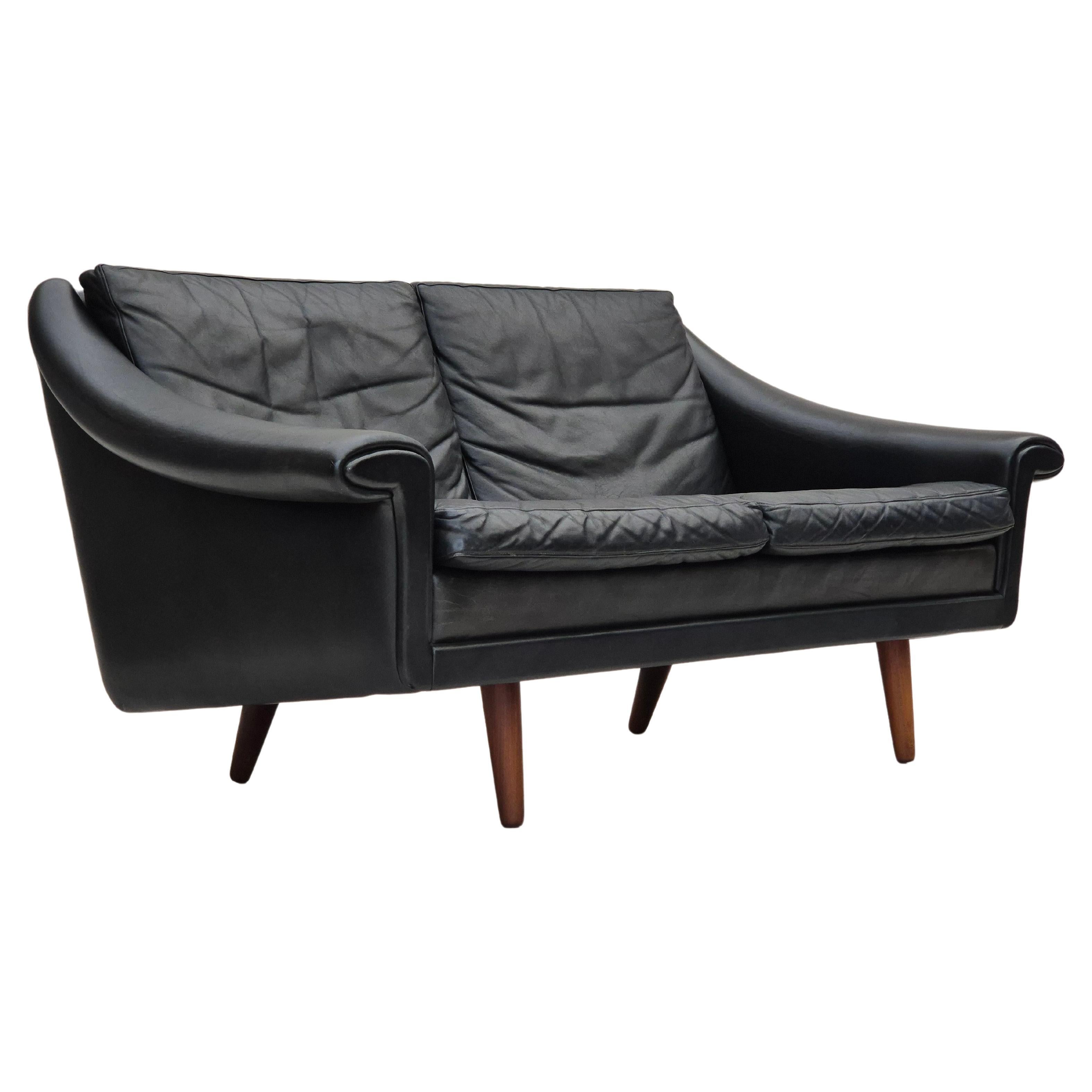 1960s, Danish design, Aage Christiansen for Erhardsen & Andersen, 2 seater sofa. For Sale