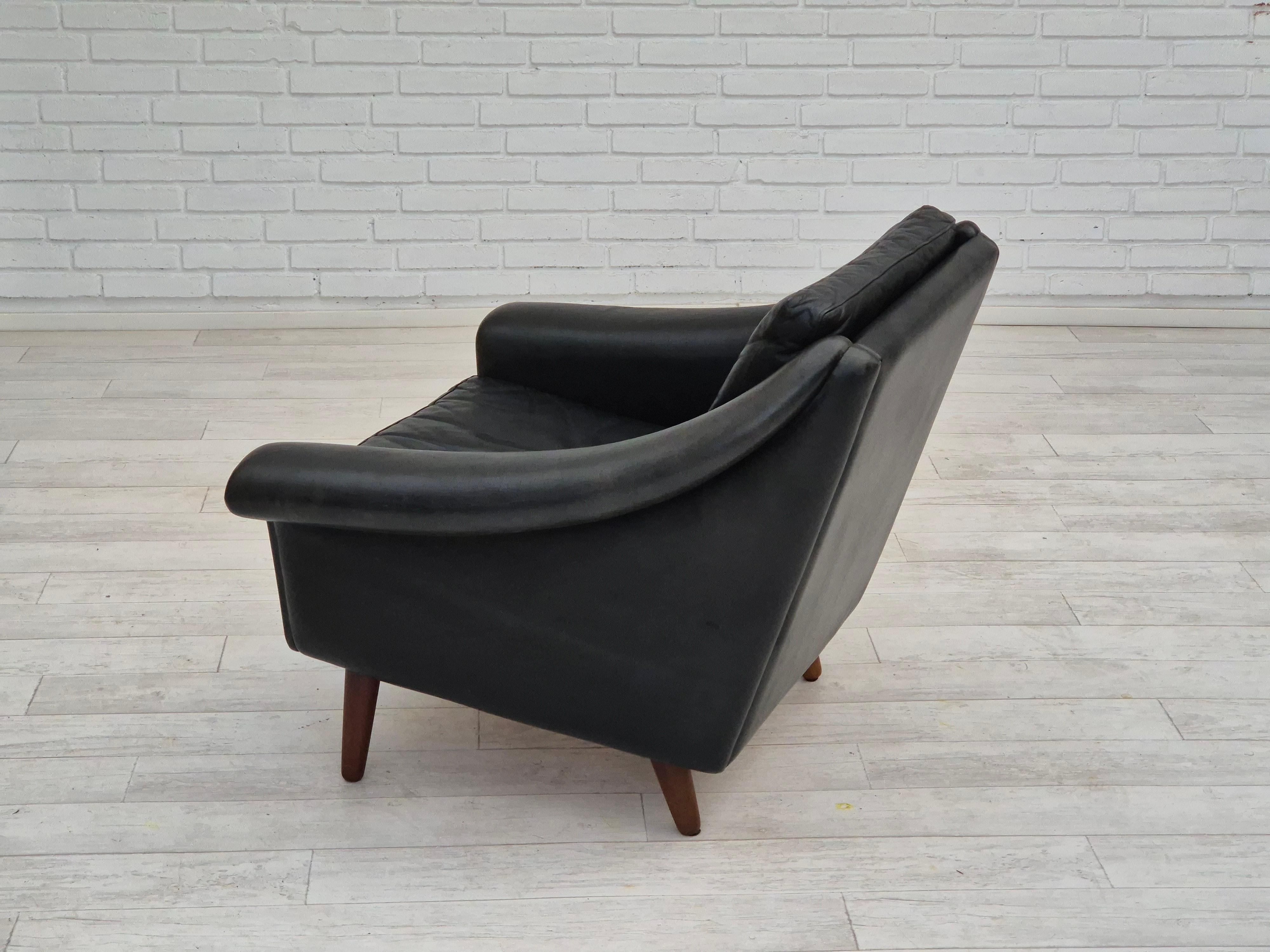 1960s, Danish design, Aage Christiansen for Erhardsen & Andersen, lounge chairs. For Sale 4