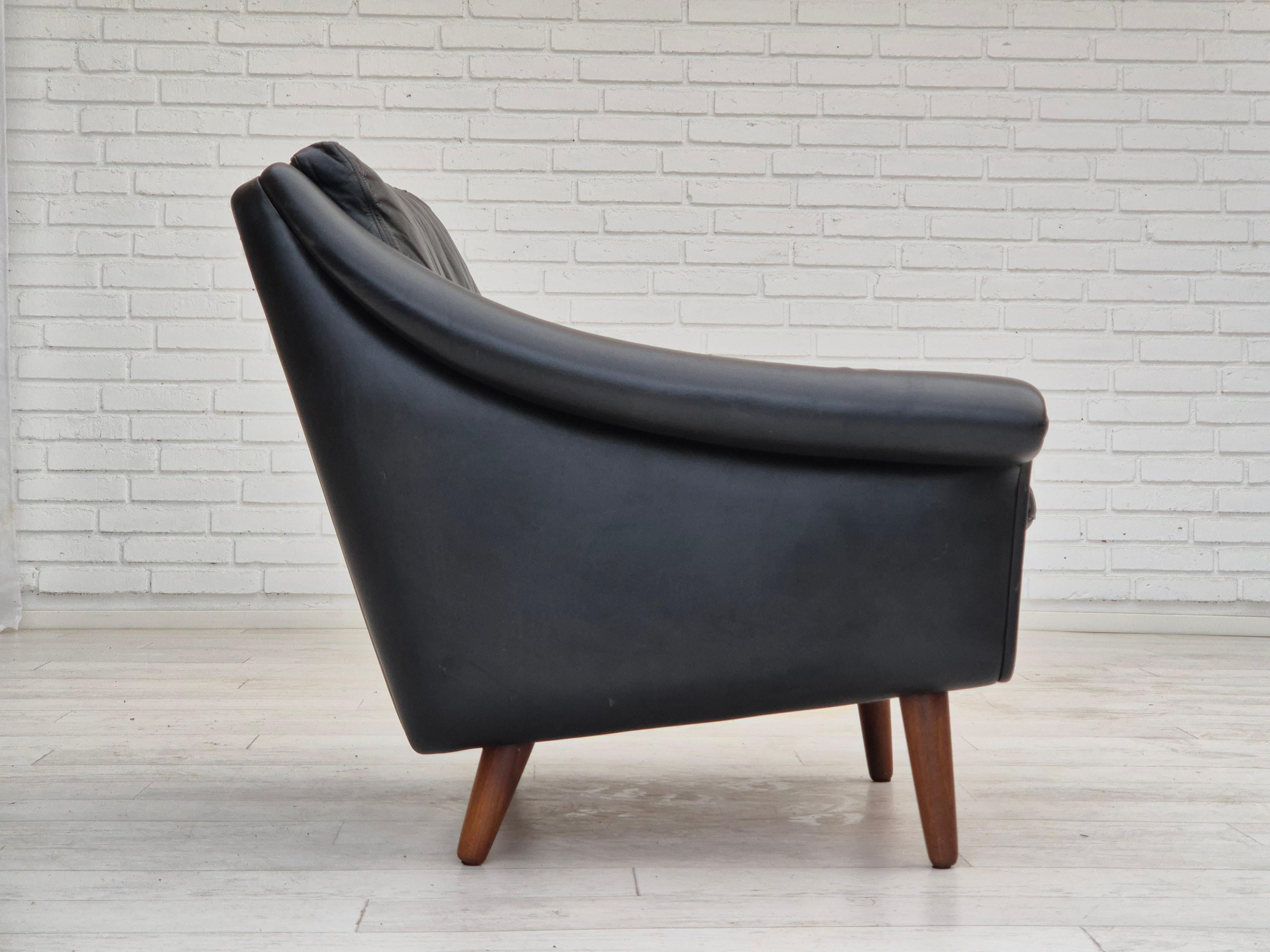 Leather 1960s, Danish design, Aage Christiansen for Erhardsen & Andersen, lounge chairs. For Sale