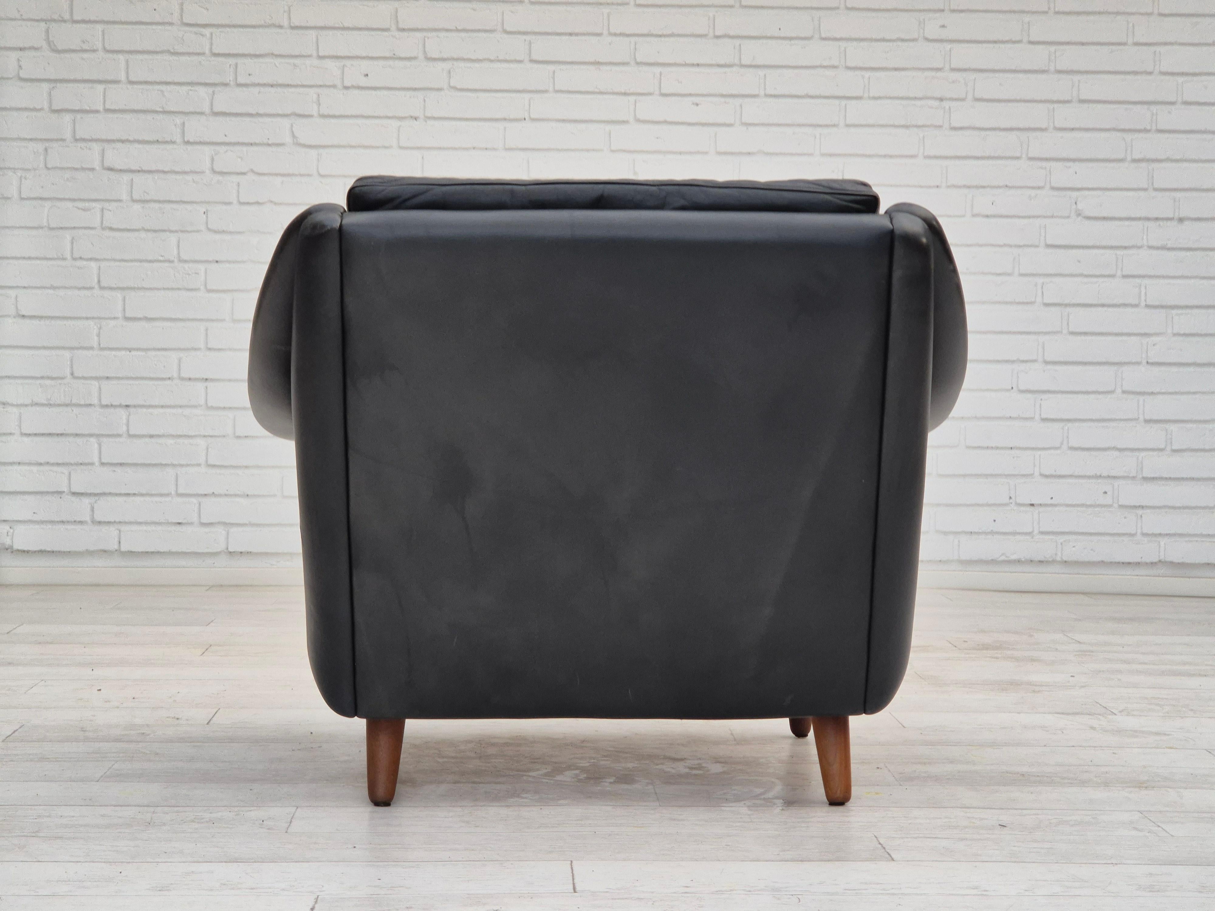 1960s, Danish design, Aage Christiansen for Erhardsen & Andersen, lounge chairs. For Sale 2