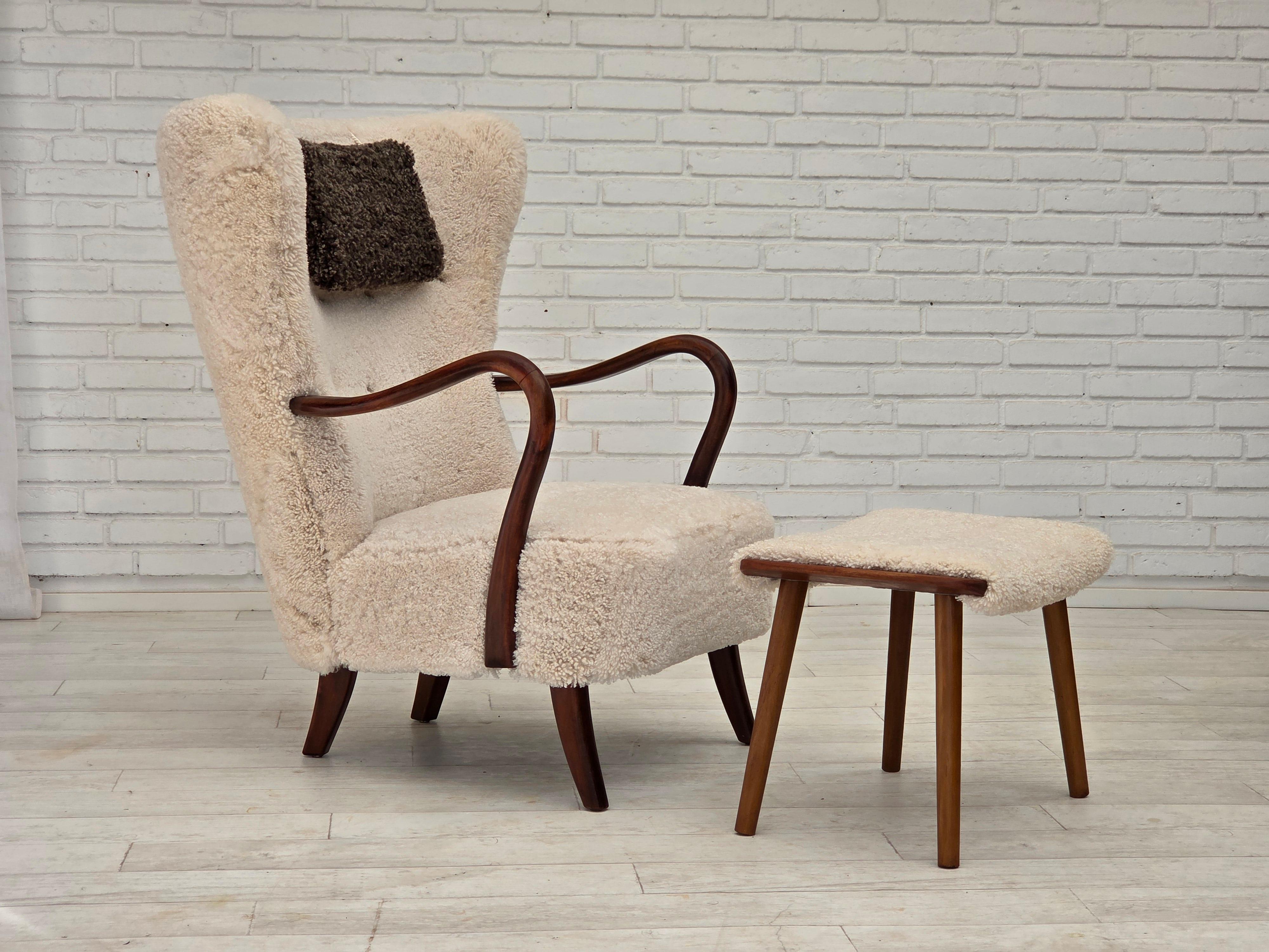 Sheepskin 1960s, Danish design by A. Christensen for Slagelse Møbelværk, sheepskin. For Sale