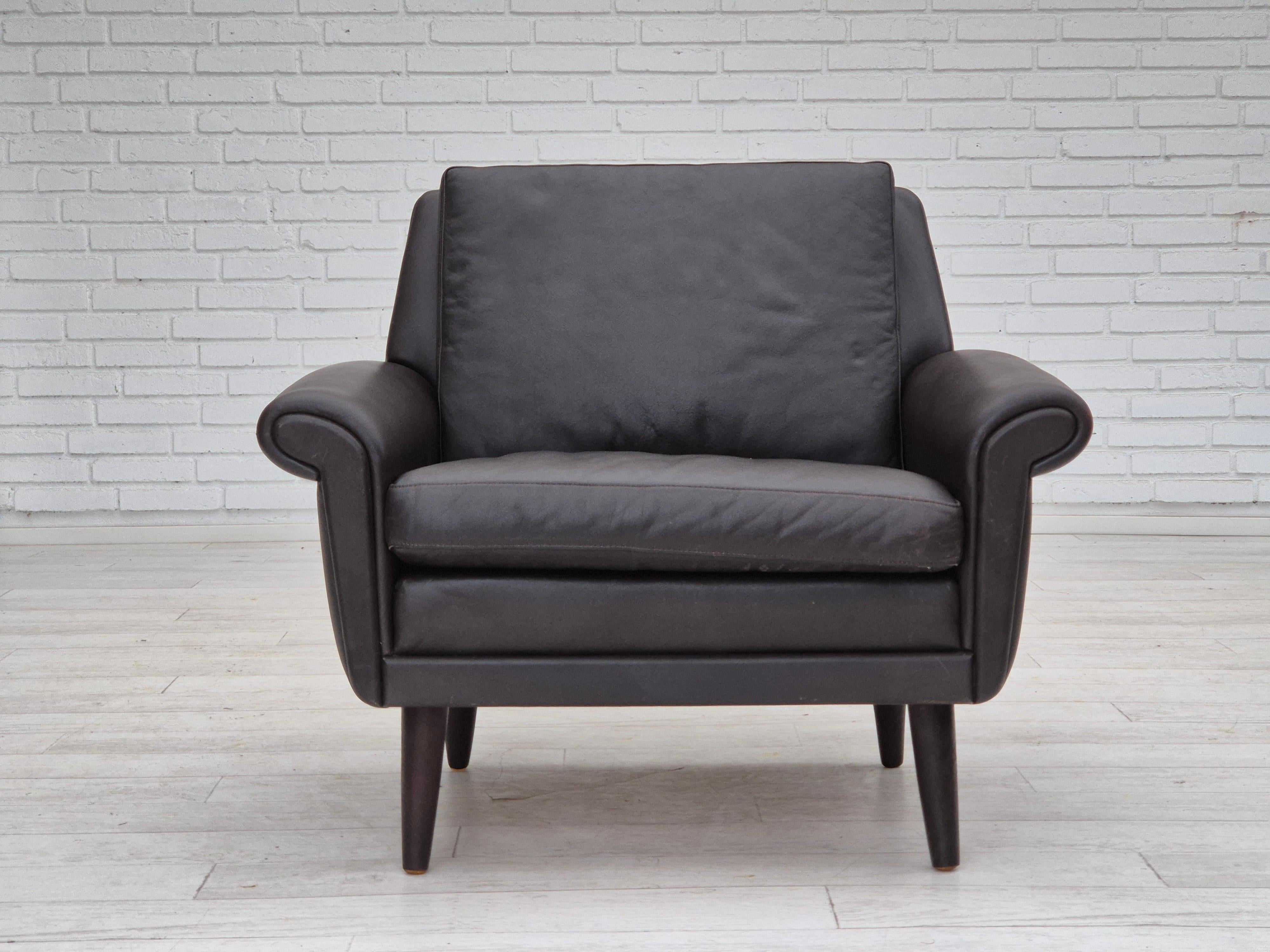 Scandinavian Modern 1960s, Danish design by Aage Christiansen, model 