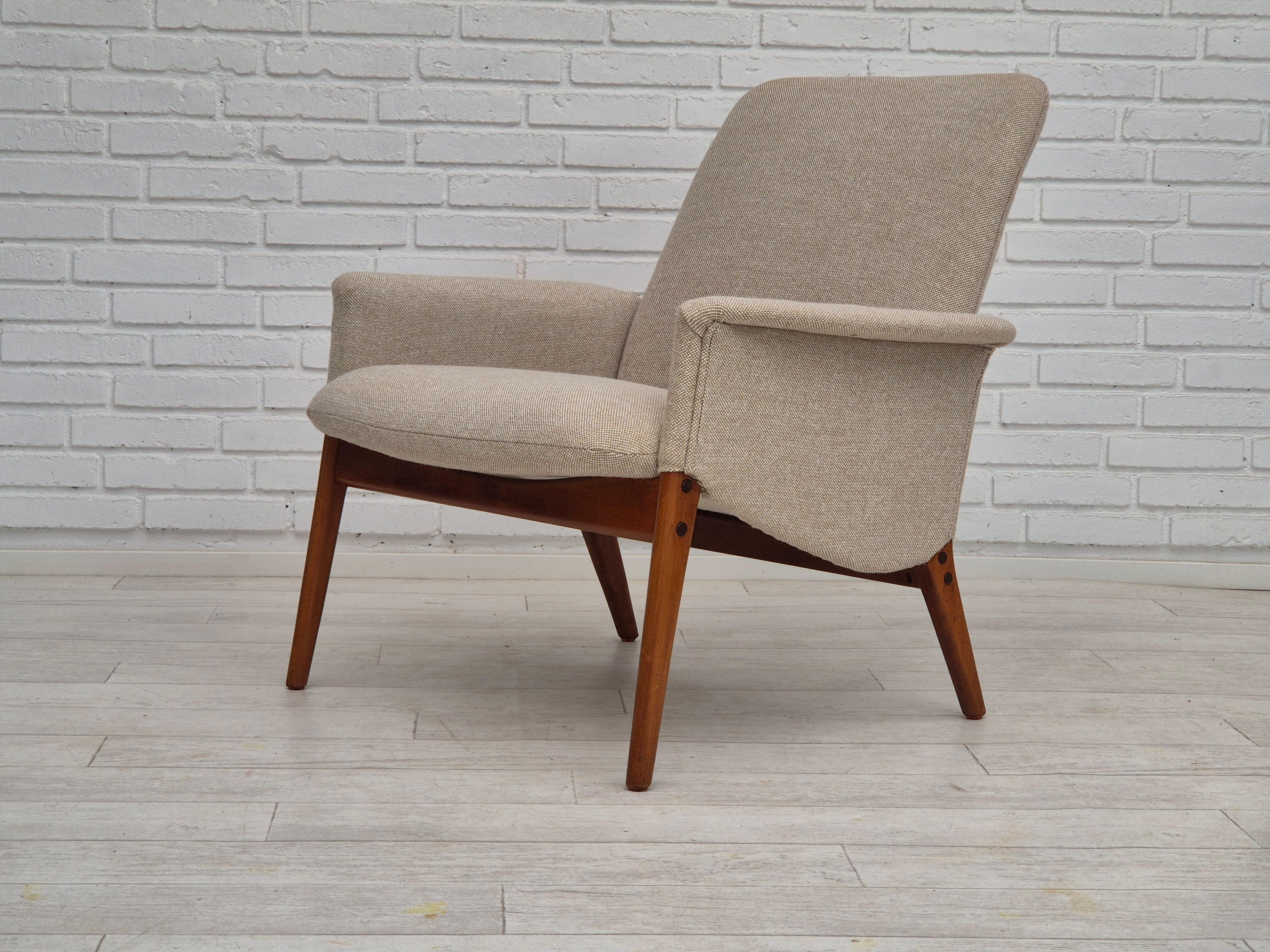 1960er Jahre, dänisches Design von Alf Svensson für Fritz Hansen, neu gepolsterter Einfachstuhl. im Angebot 6
