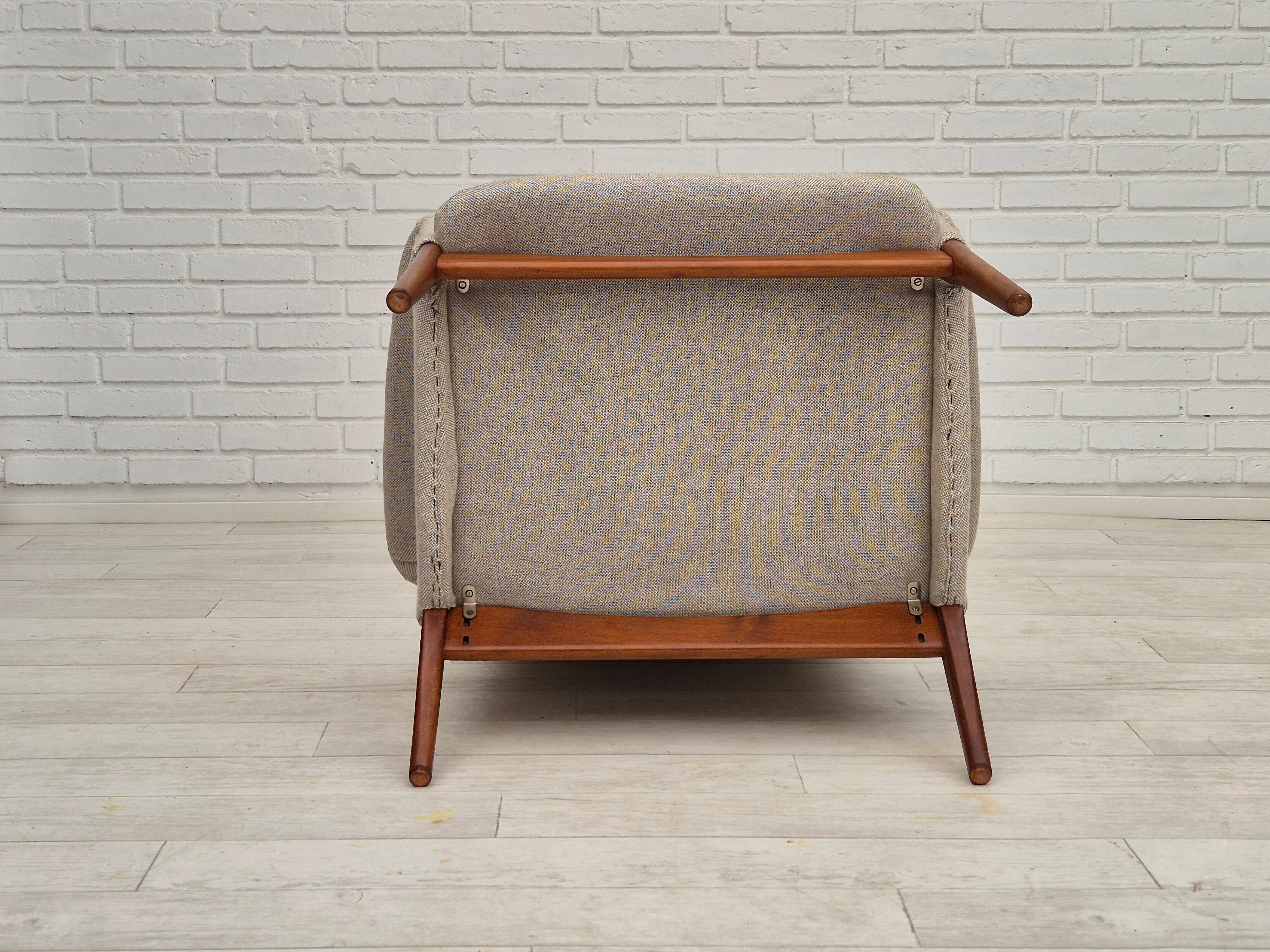 1960er Jahre, dänisches Design von Alf Svensson für Fritz Hansen, neu gepolsterter Einfachstuhl. im Angebot 1