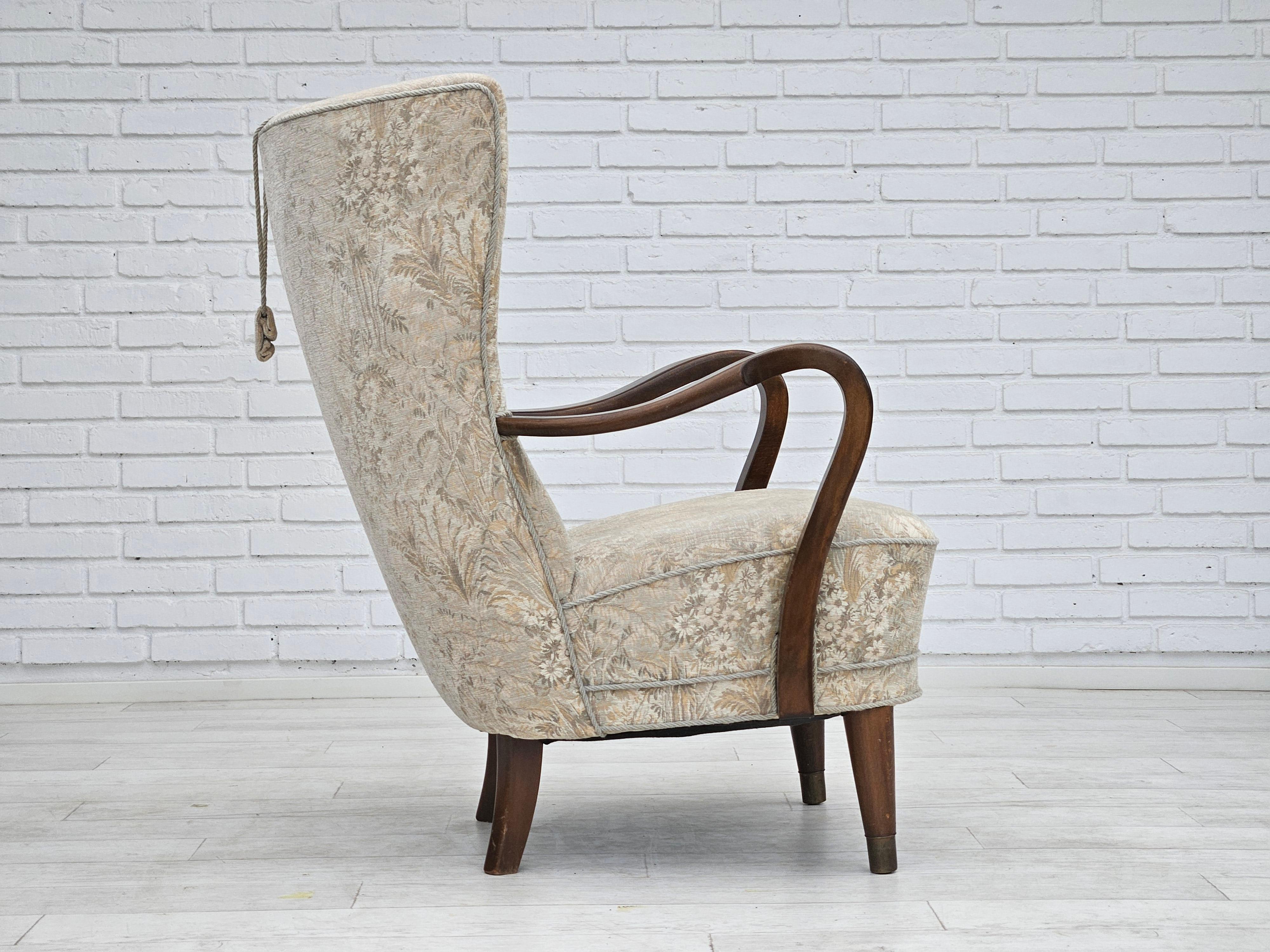 1960s, Danish design by Alfred Christensen for Slagelse Møbelværk, armchair. For Sale 3