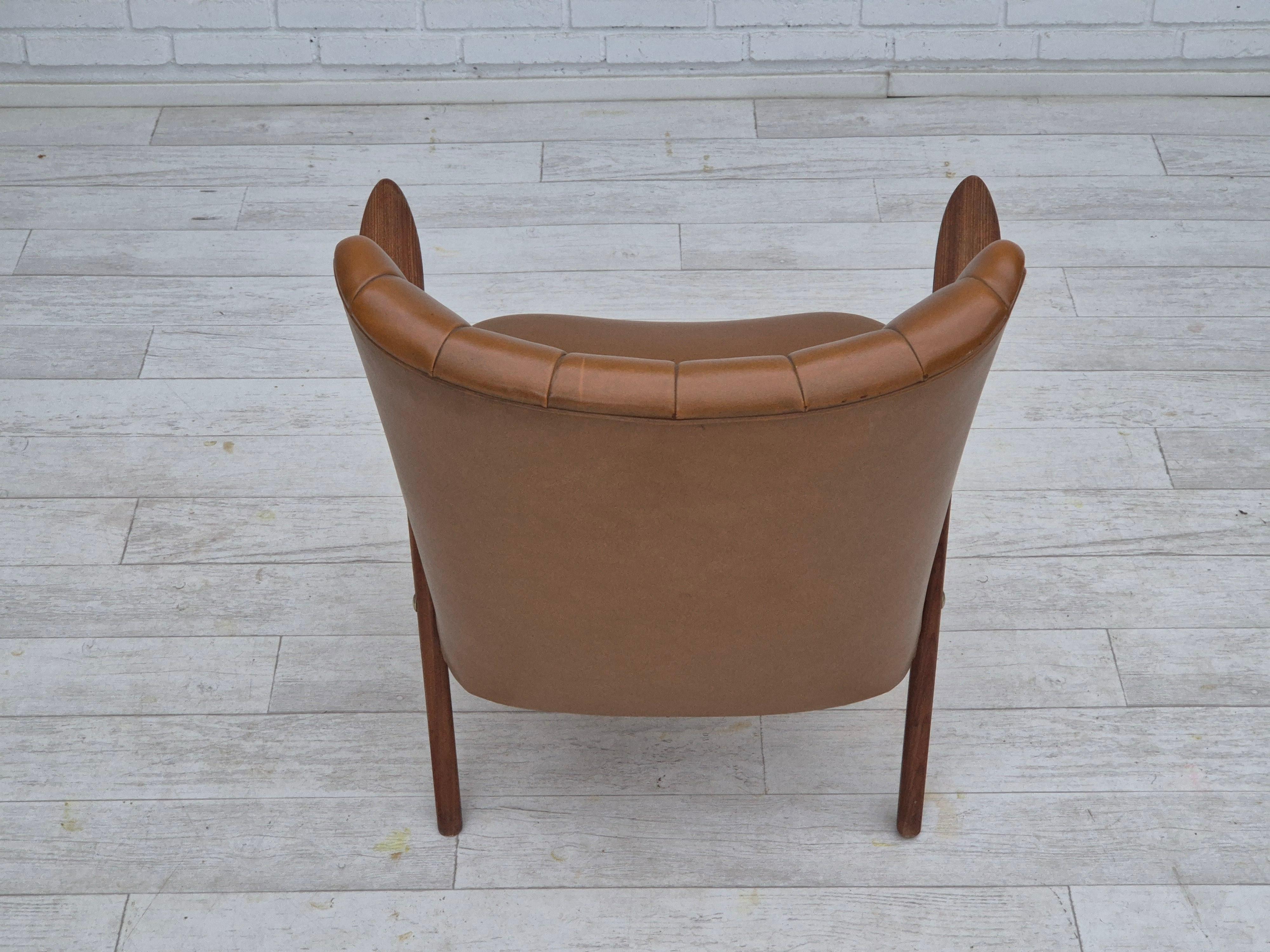Imitation cuir Fauteuil danois design Erhardsen & Andersen des années 1960, original, bois de teck. en vente