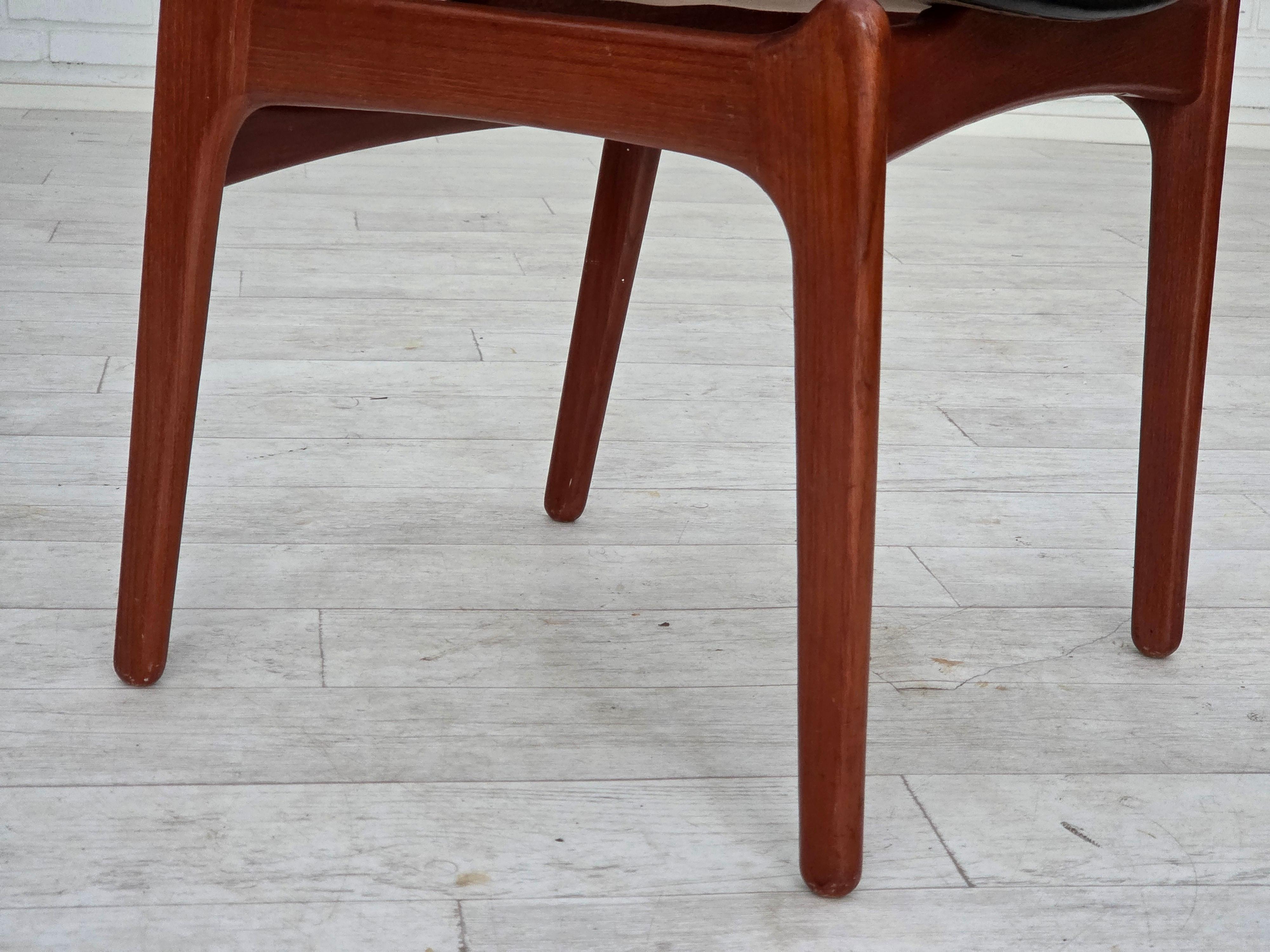 Anni '60, design danese di Erik Buch, modello 49, coppia di sedie, legno di teak. 6