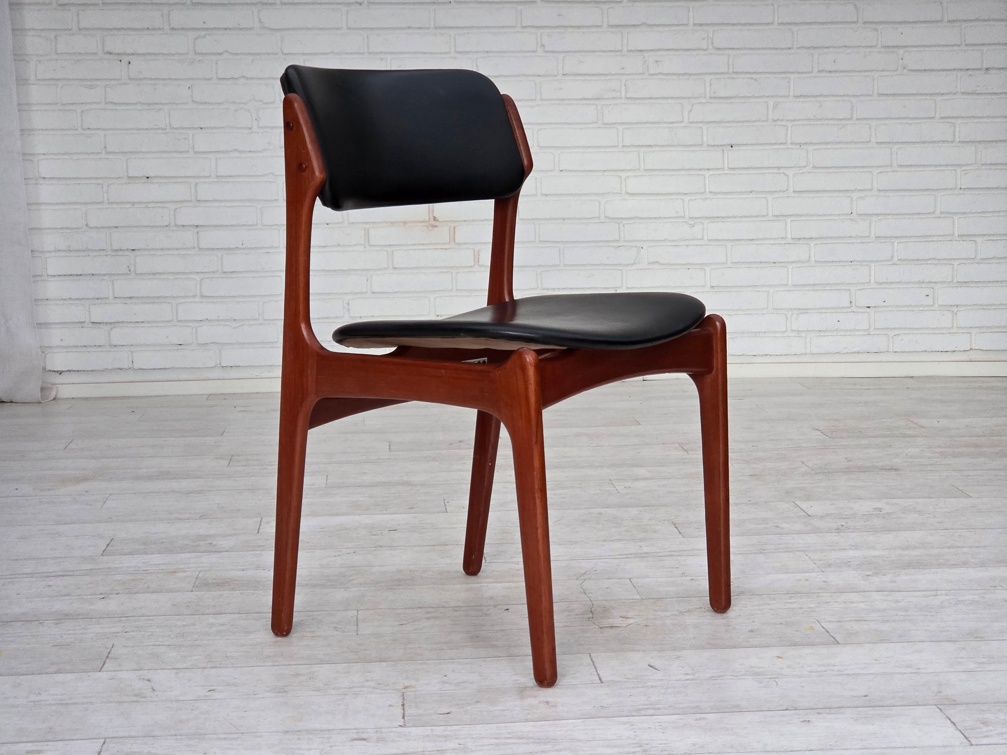 Anni '60, design danese di Erik Buch, modello 49, coppia di sedie, legno di teak. 7