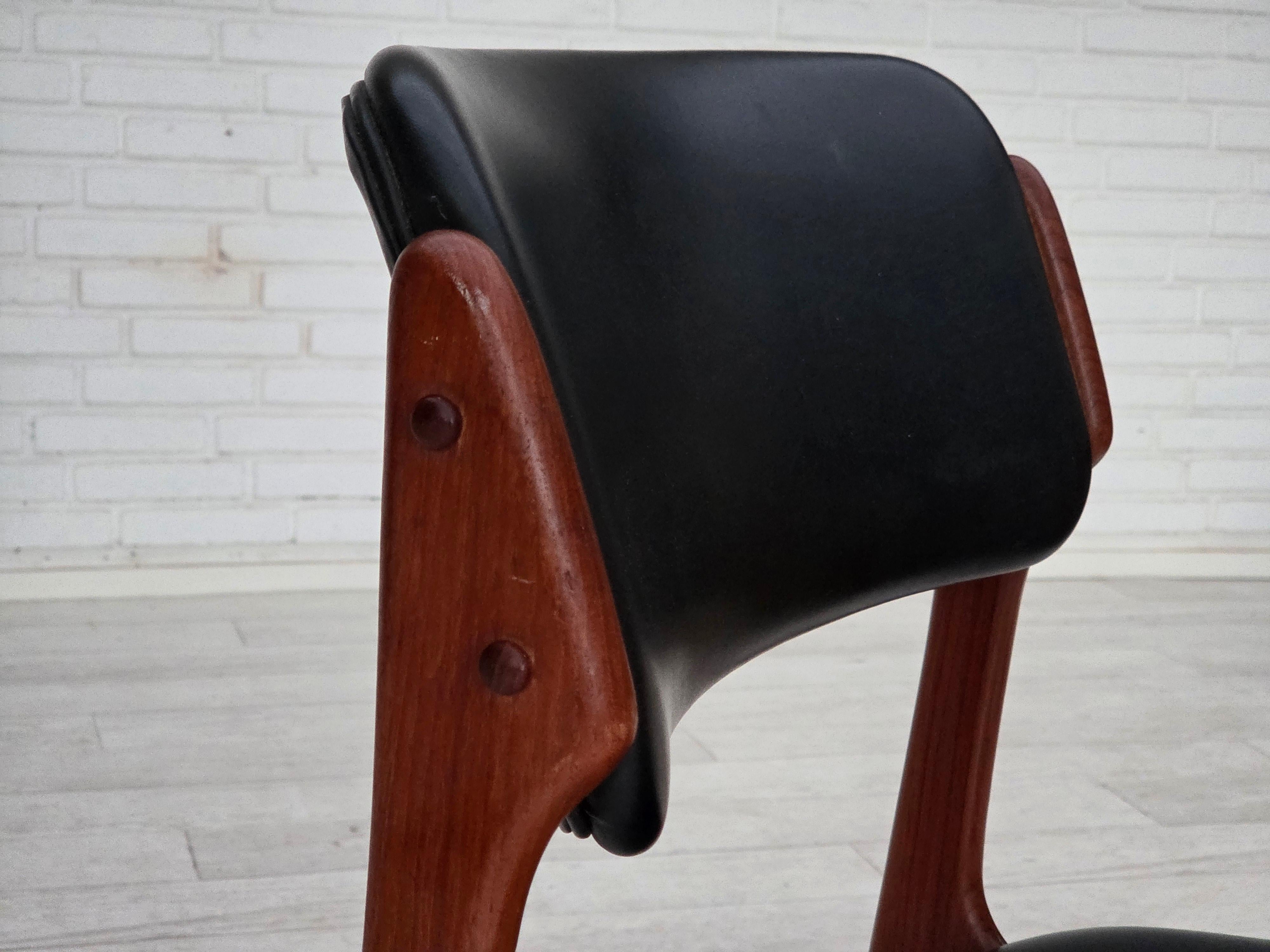 Anni '60, design danese di Erik Buch, modello 49, coppia di sedie, legno di teak. 9