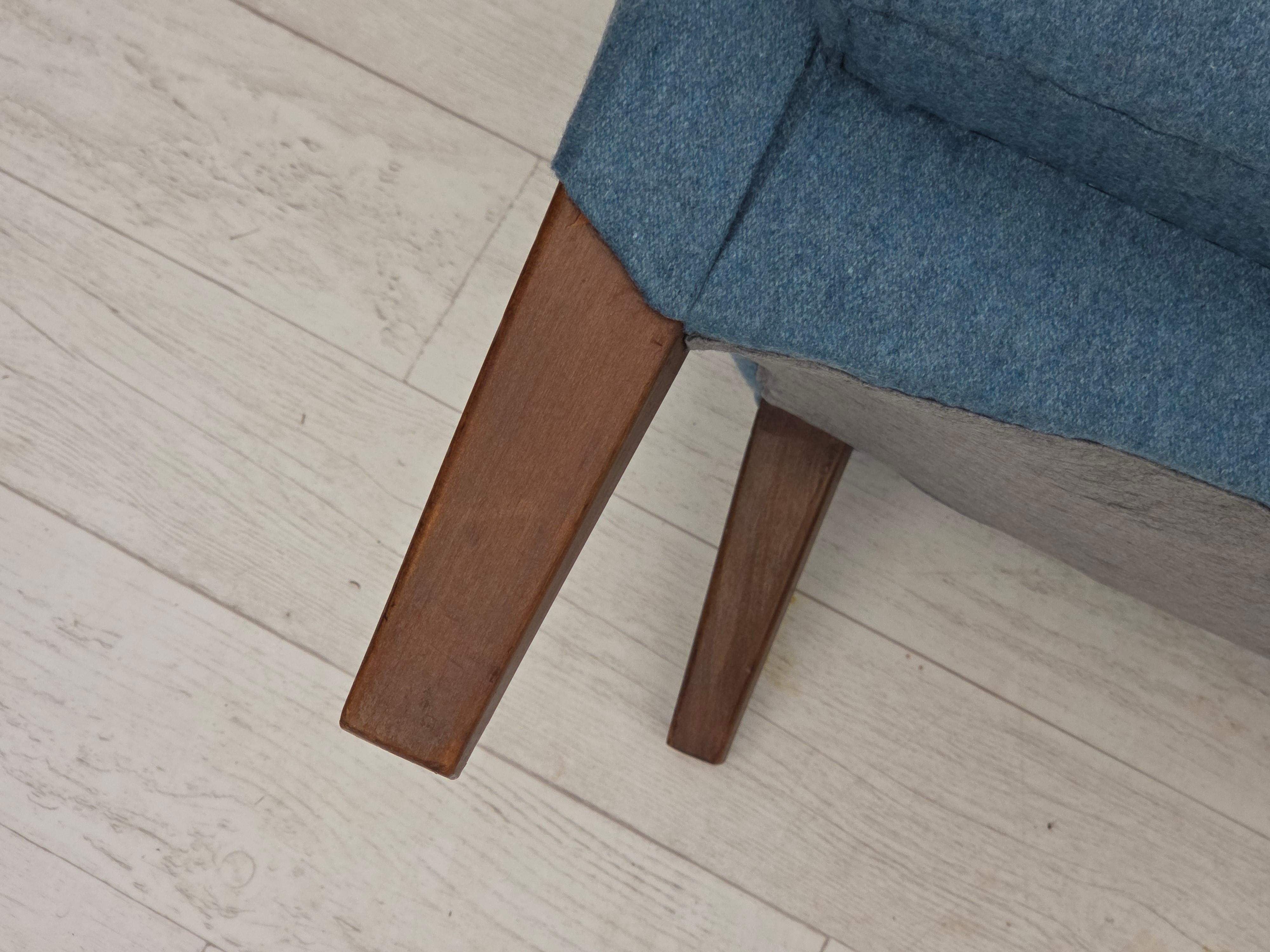 1960s, Danish design by Fritz Hansen, armchair with stool, model 8023. For Sale 10