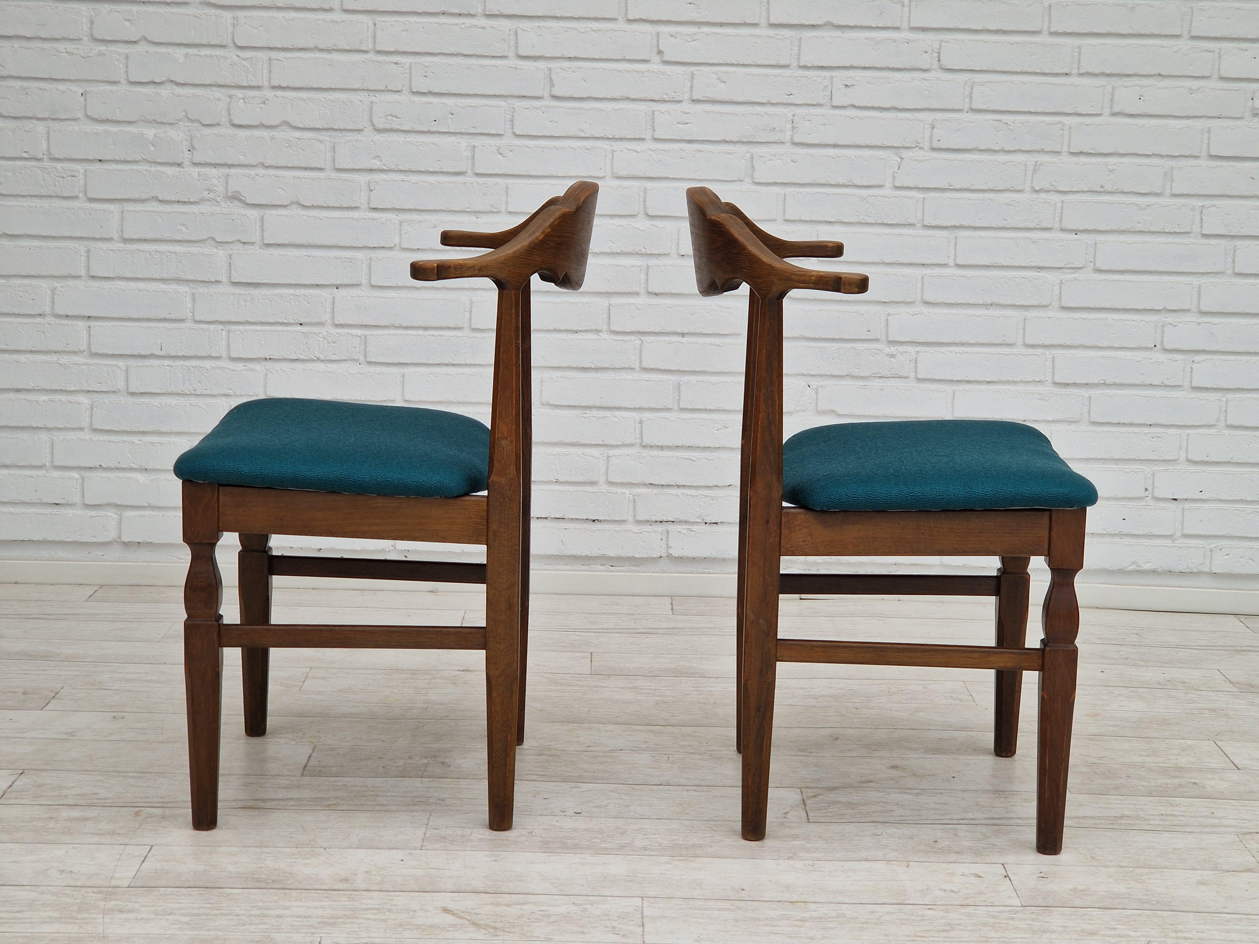 1960s, Danish Design by Henning Kjærnulf, Pair of Chairs, Wool, Oak Wood In Good Condition In Tarm, 82