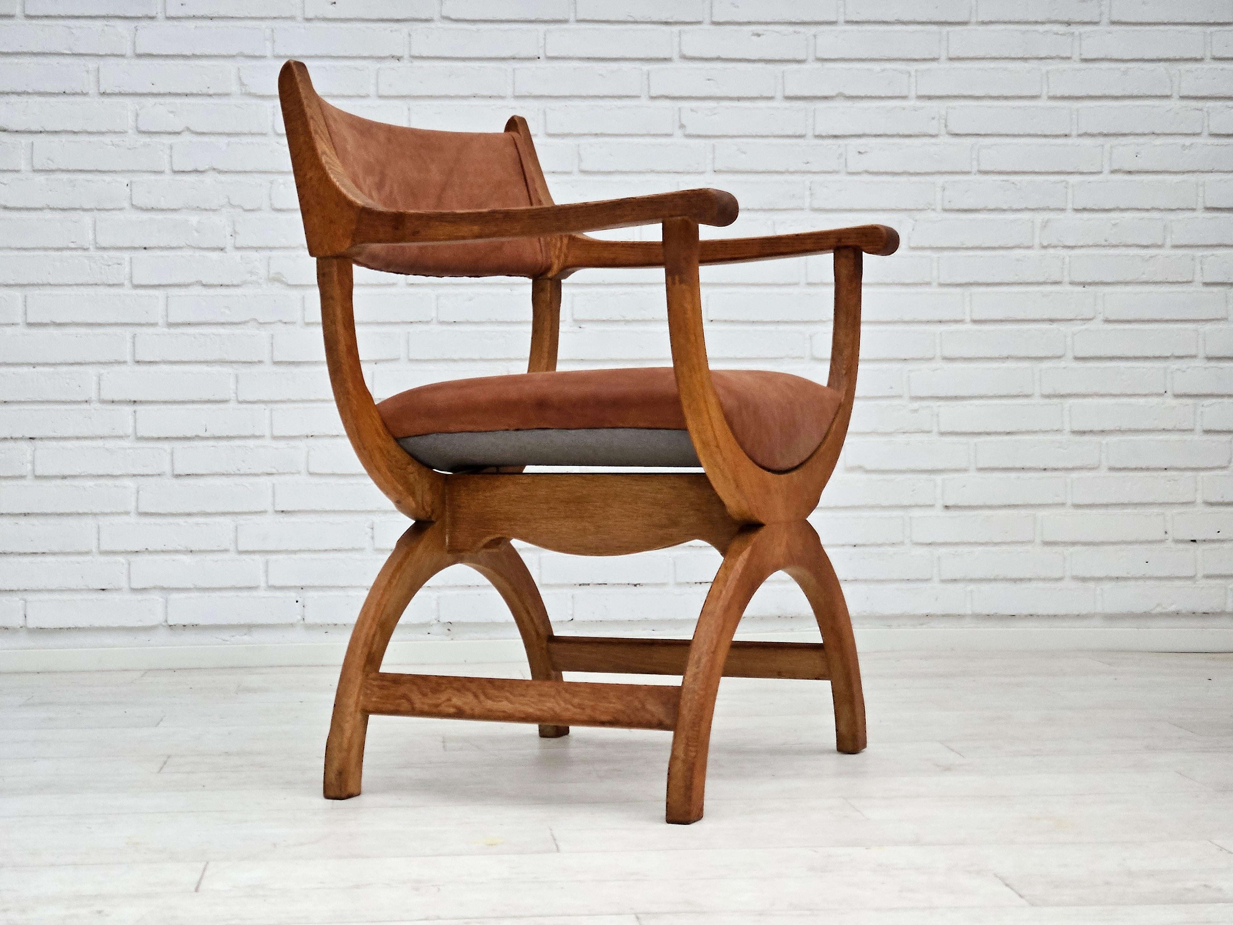 Anni '1960, design danese di Henning Kjærnulf per EG Kvalitetsmøbel. Sedia da salotto modello 