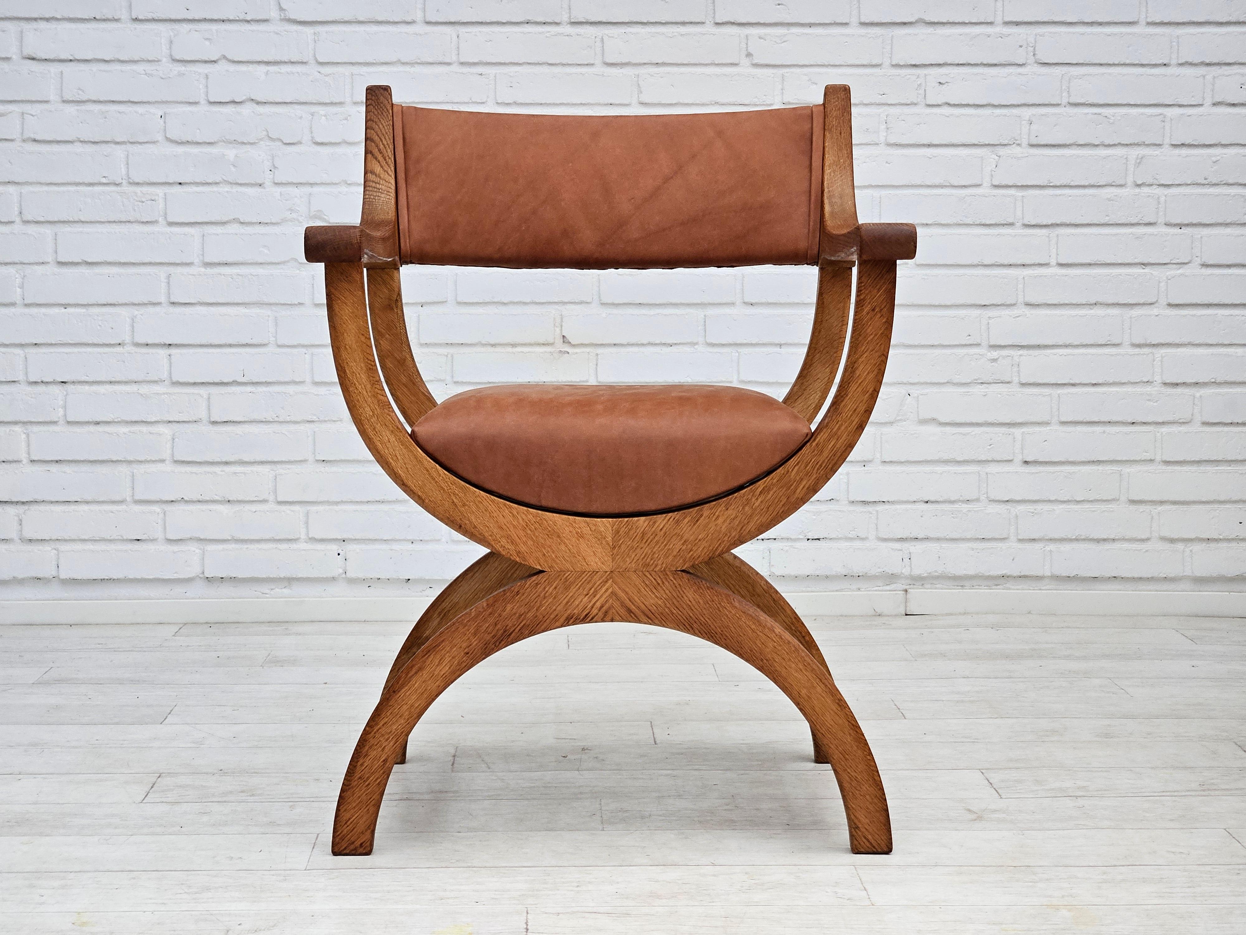 Scandinavo moderno Anni '60, design danese di Henning Kjærnulf, poltrona imbottita. in vendita
