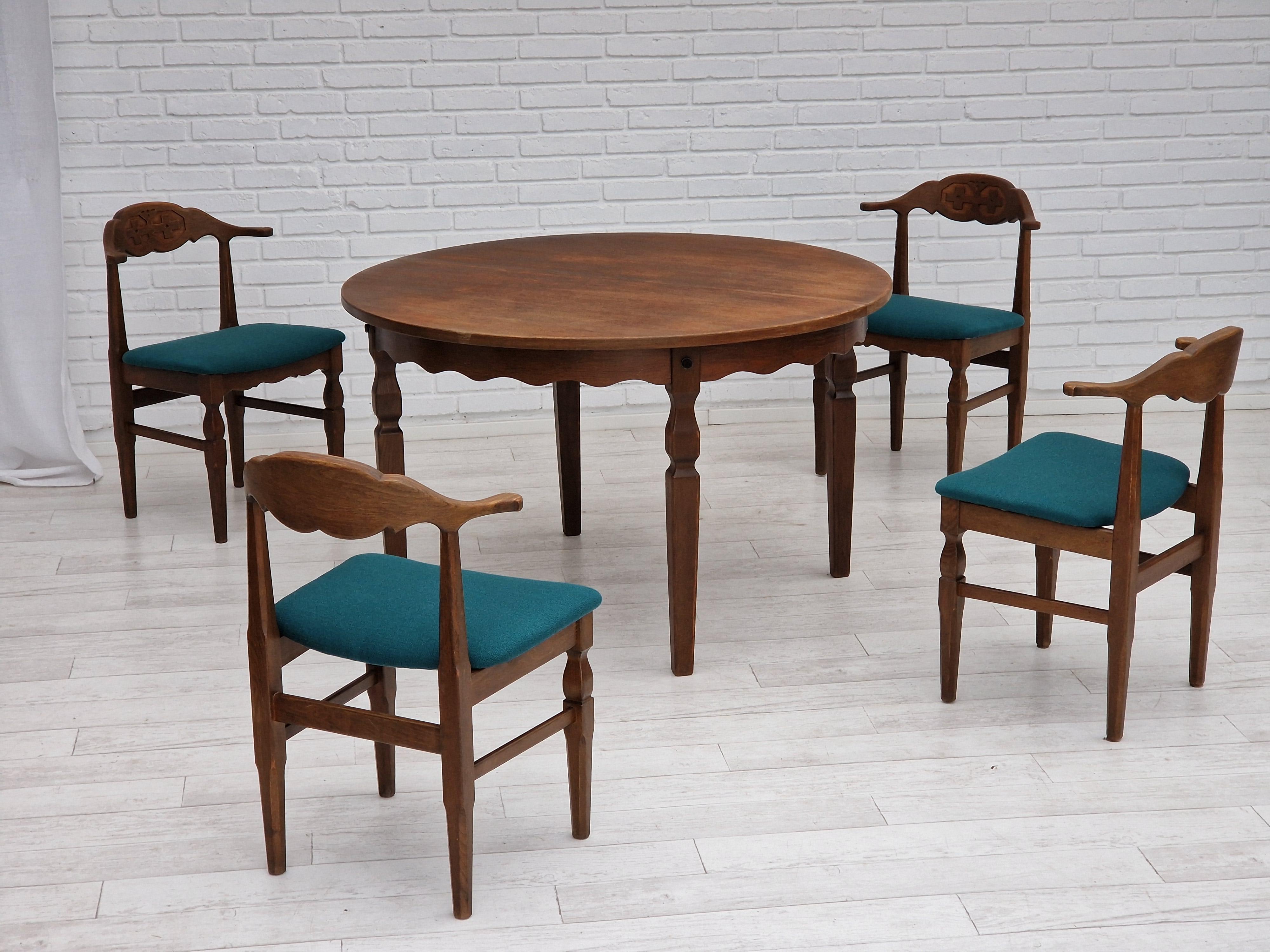 1960s, Danish Design by Henning Kjærnulf, Set of Table and Four Chairs In Good Condition In Tarm, 82