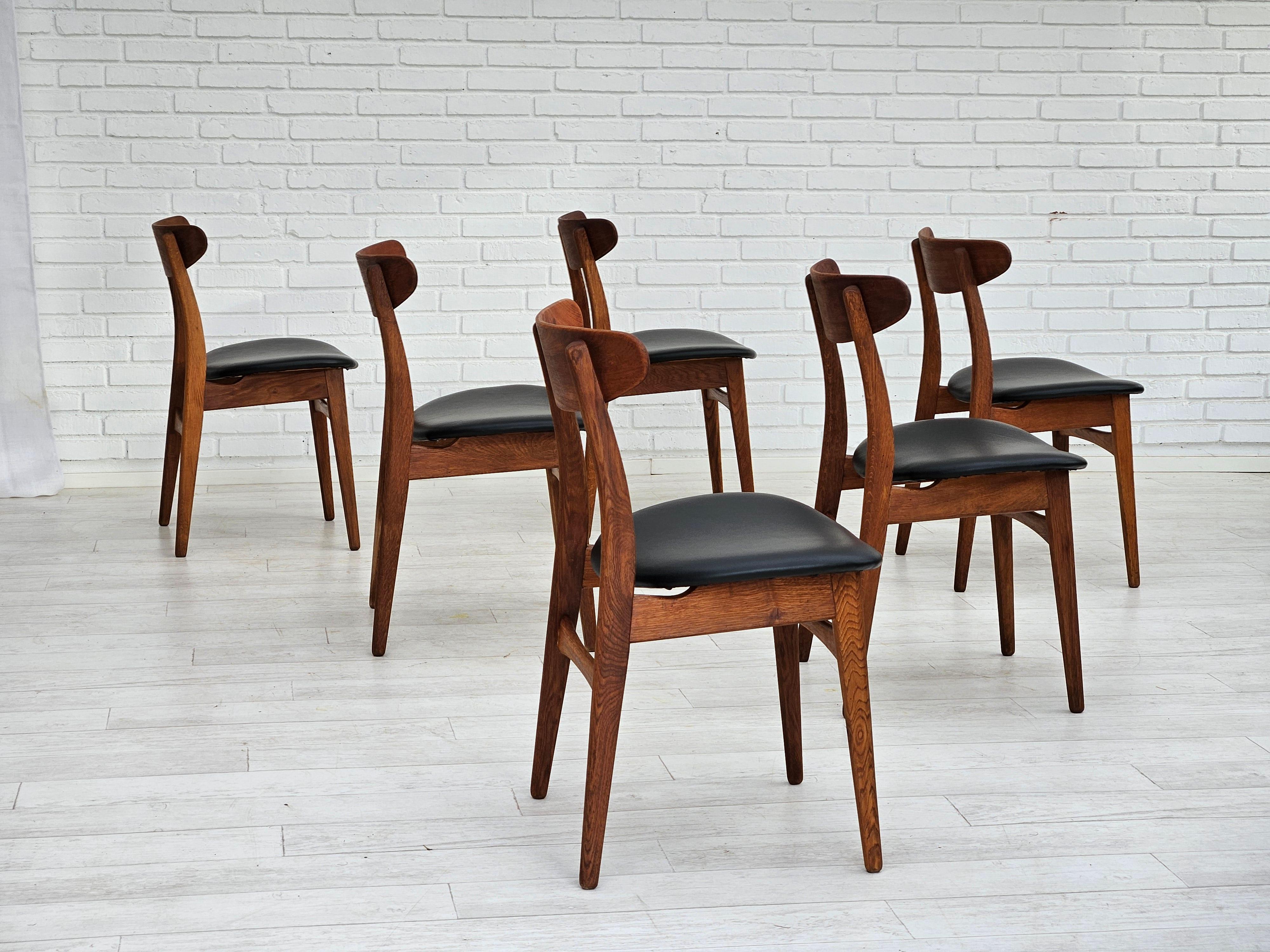 Scandinavian Modern 1960s, Danish design by H.J.Wegner, set of 6 dining chairs model nr.30.